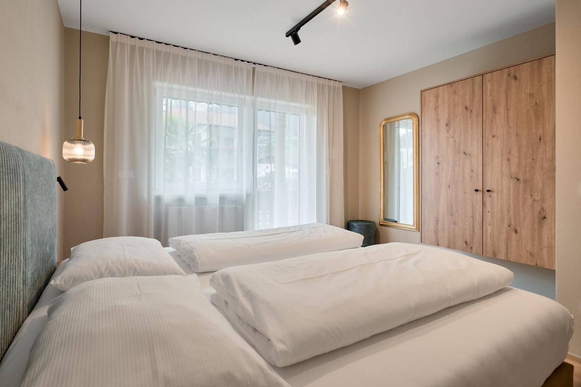 One-Bedroom Apartment with Balcony and Mountain View