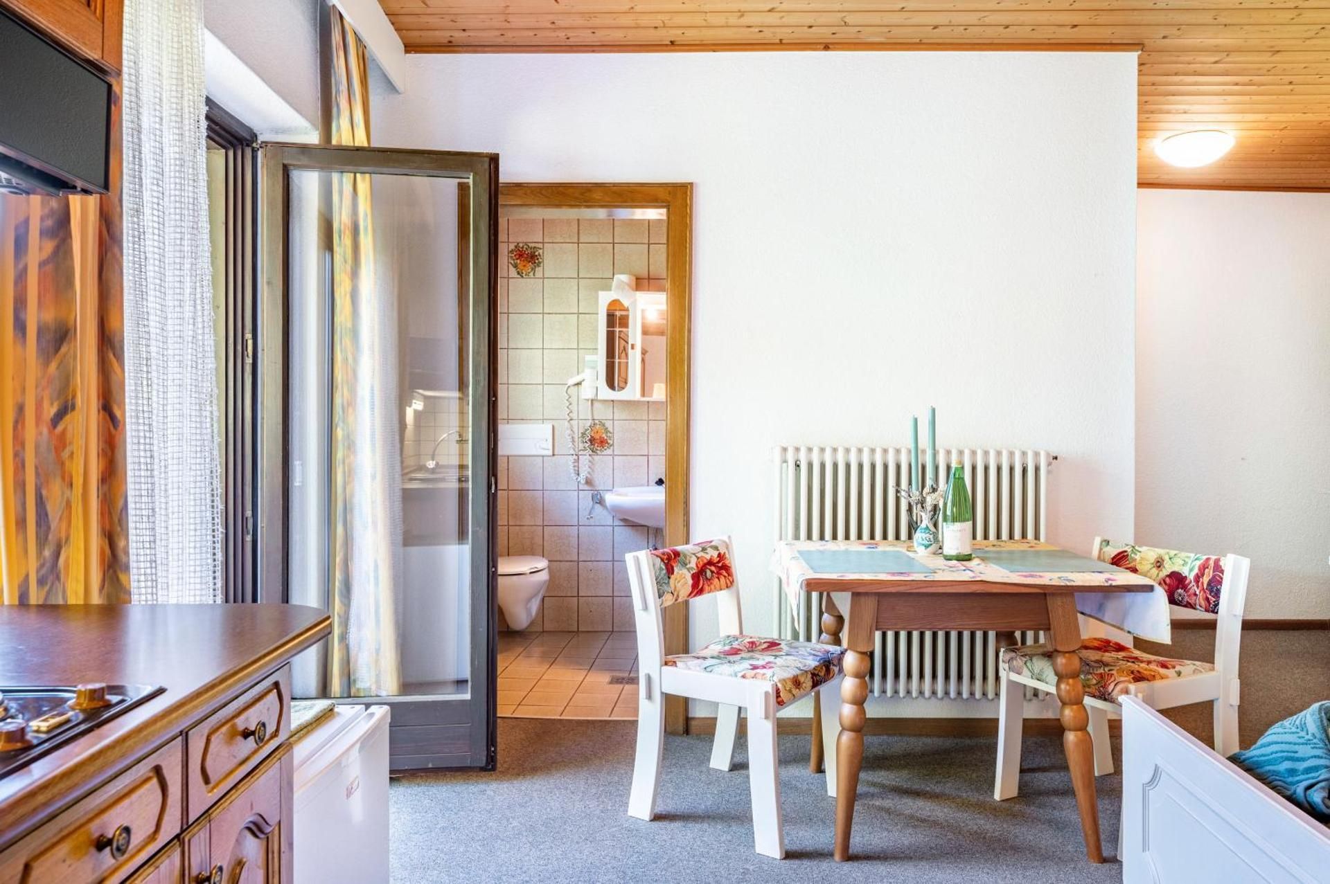 Double Room with Mountain View