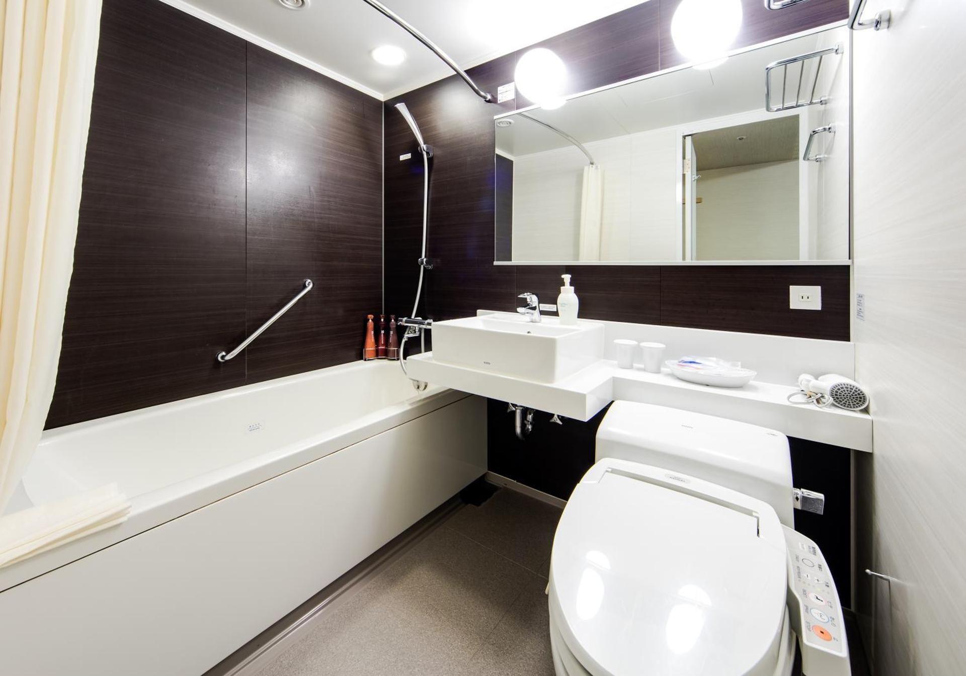 Double Room (Female Only) - Non-Smoking