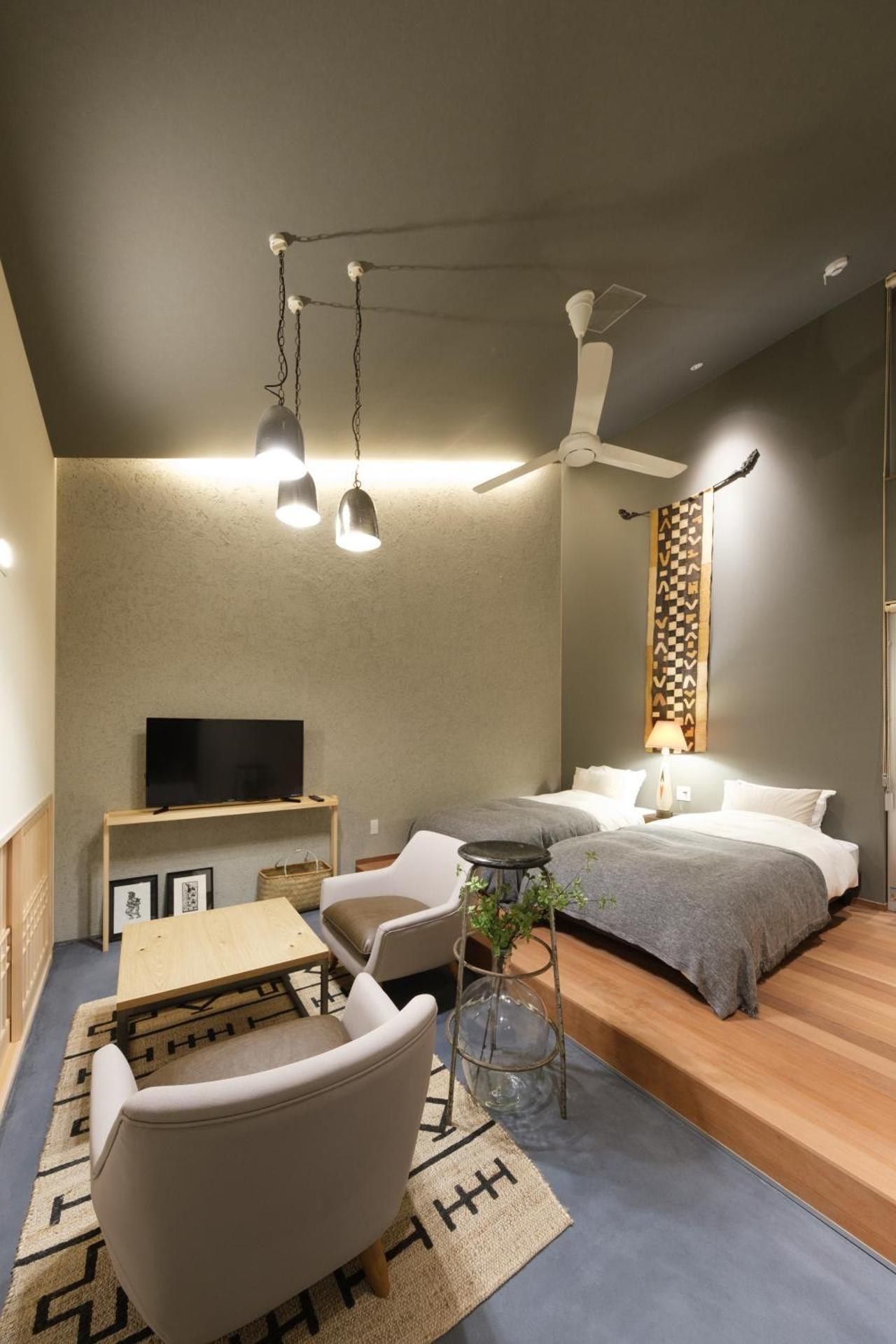 One-Bedroom Apartment