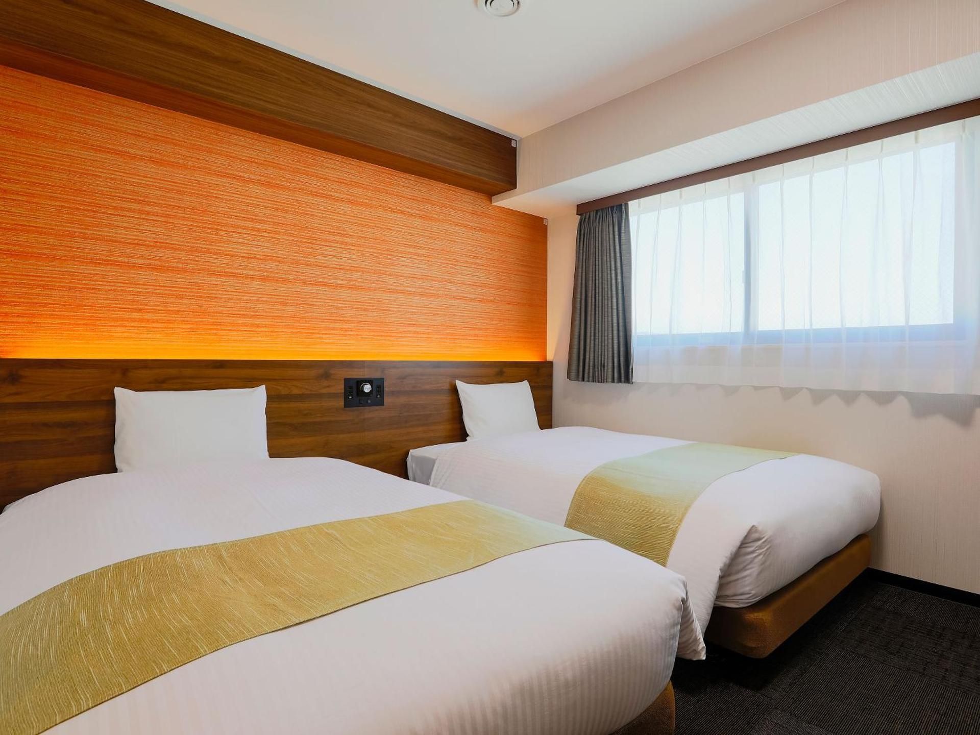 Standard Twin Room - Non-Smoking