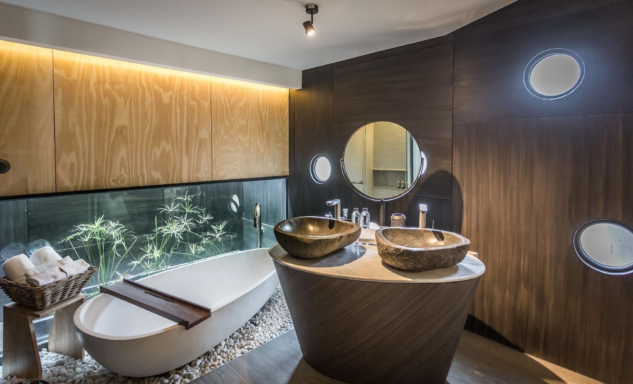 XFloat Cabin - Above 15 Years Old Only