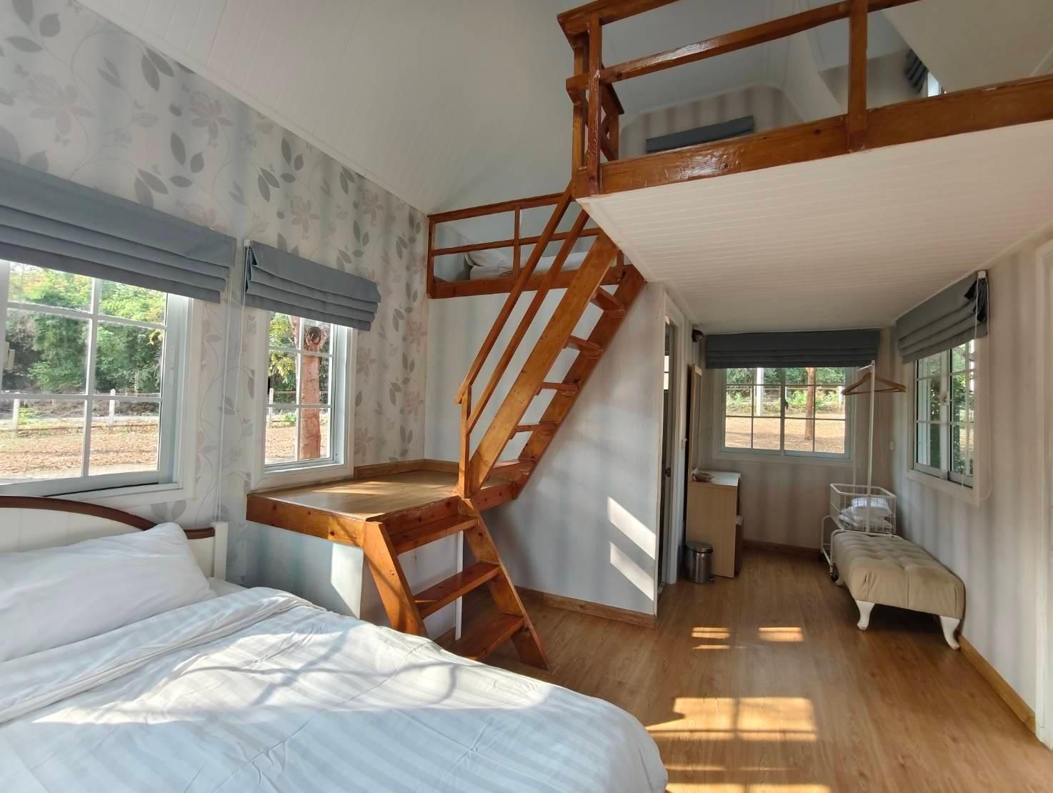 Studio for 4 People with Balcony