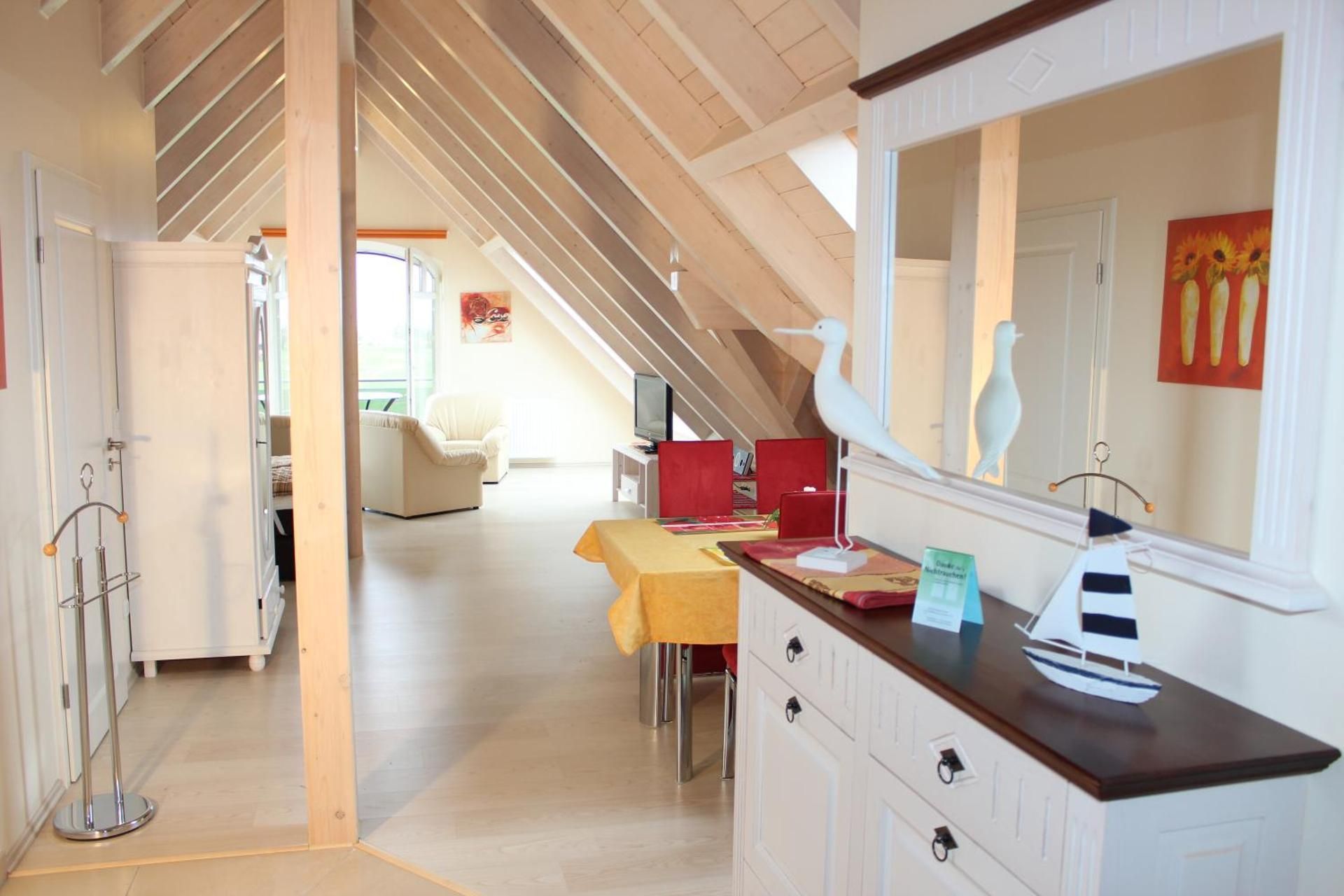 Superior Ferienwohnung - Landseite