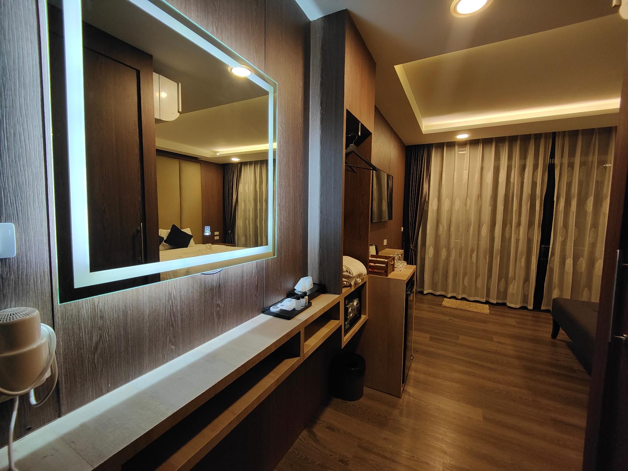Rooftop King Room