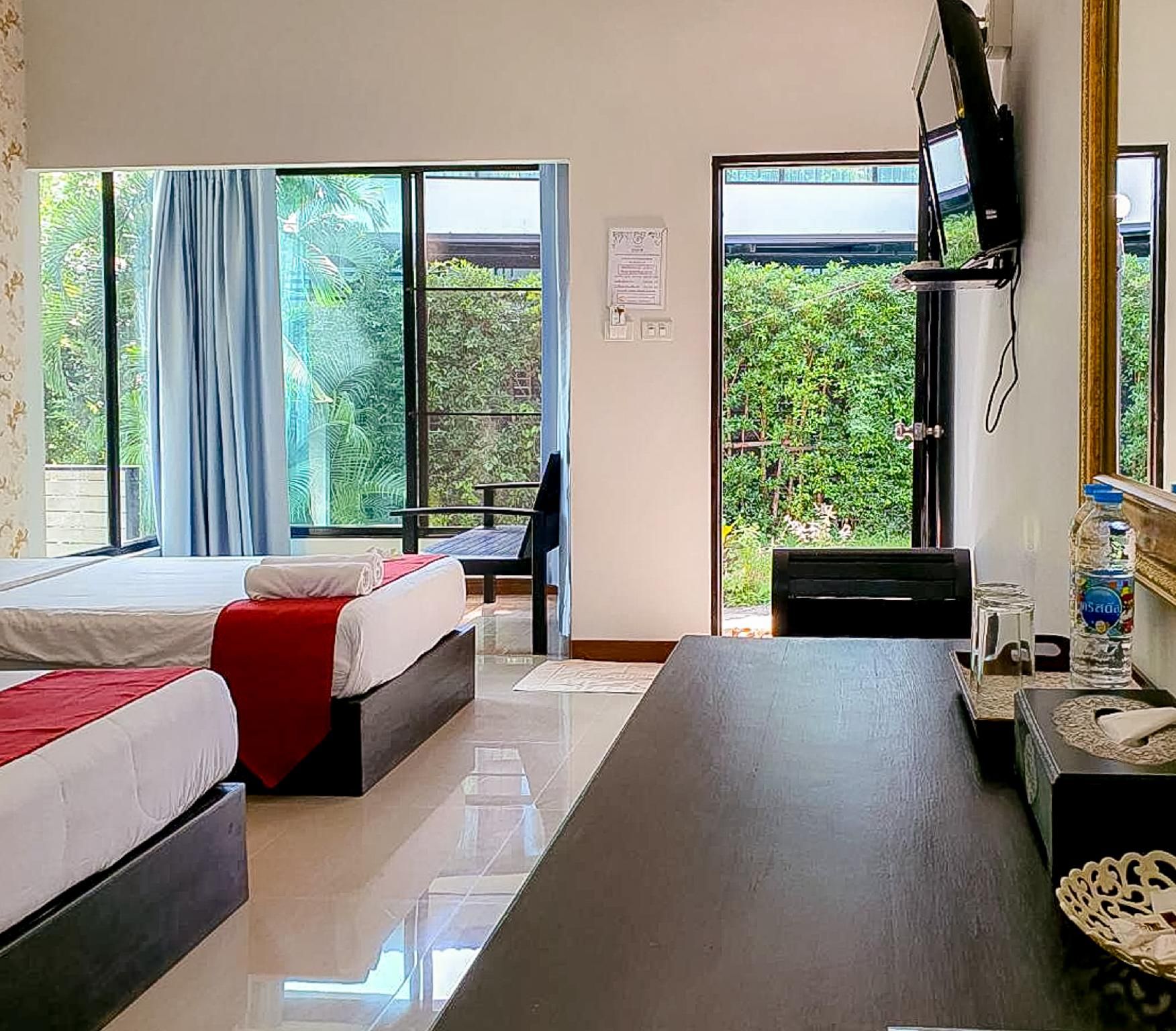 Standard Garden View Twin Room