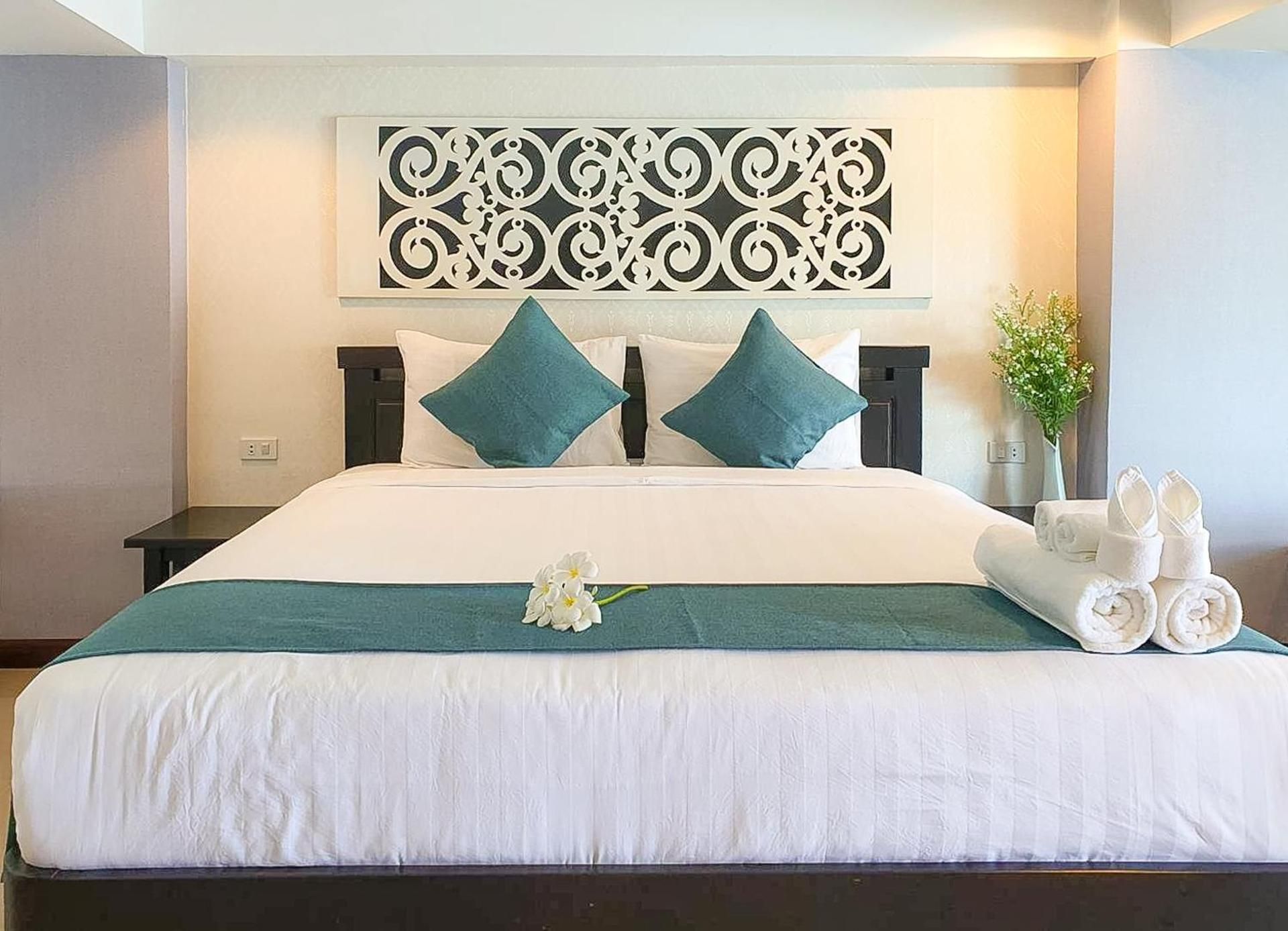 Superior King Room