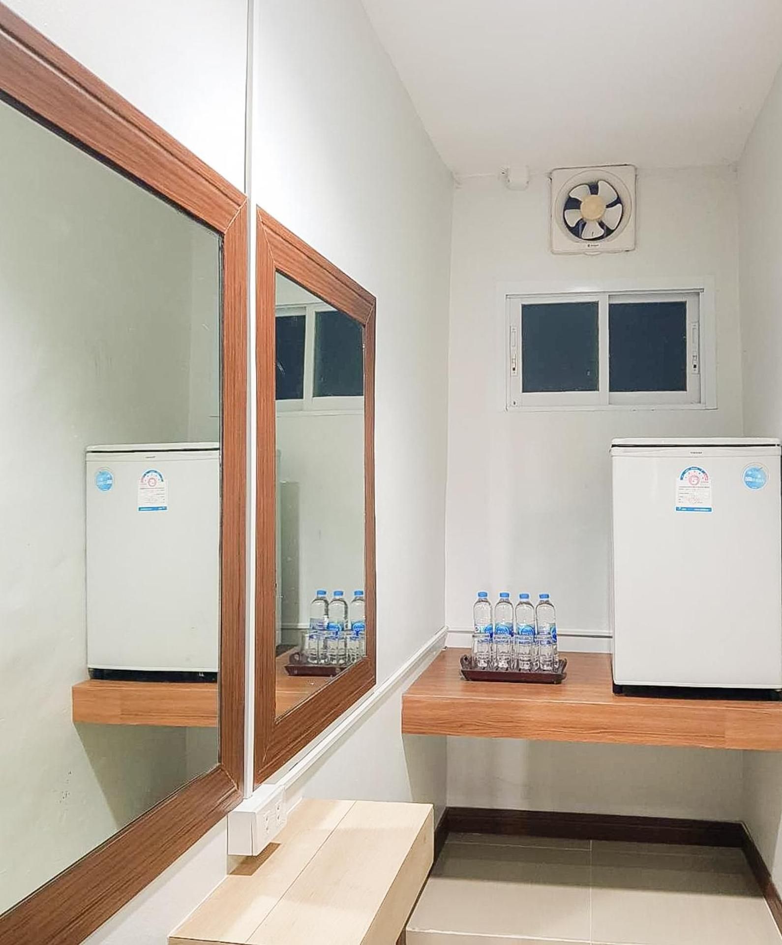 4-Bed Mixed Dormitory Room