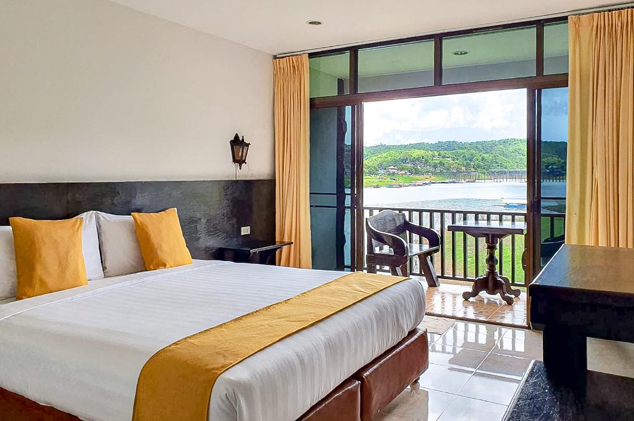 Superior River View Double Room