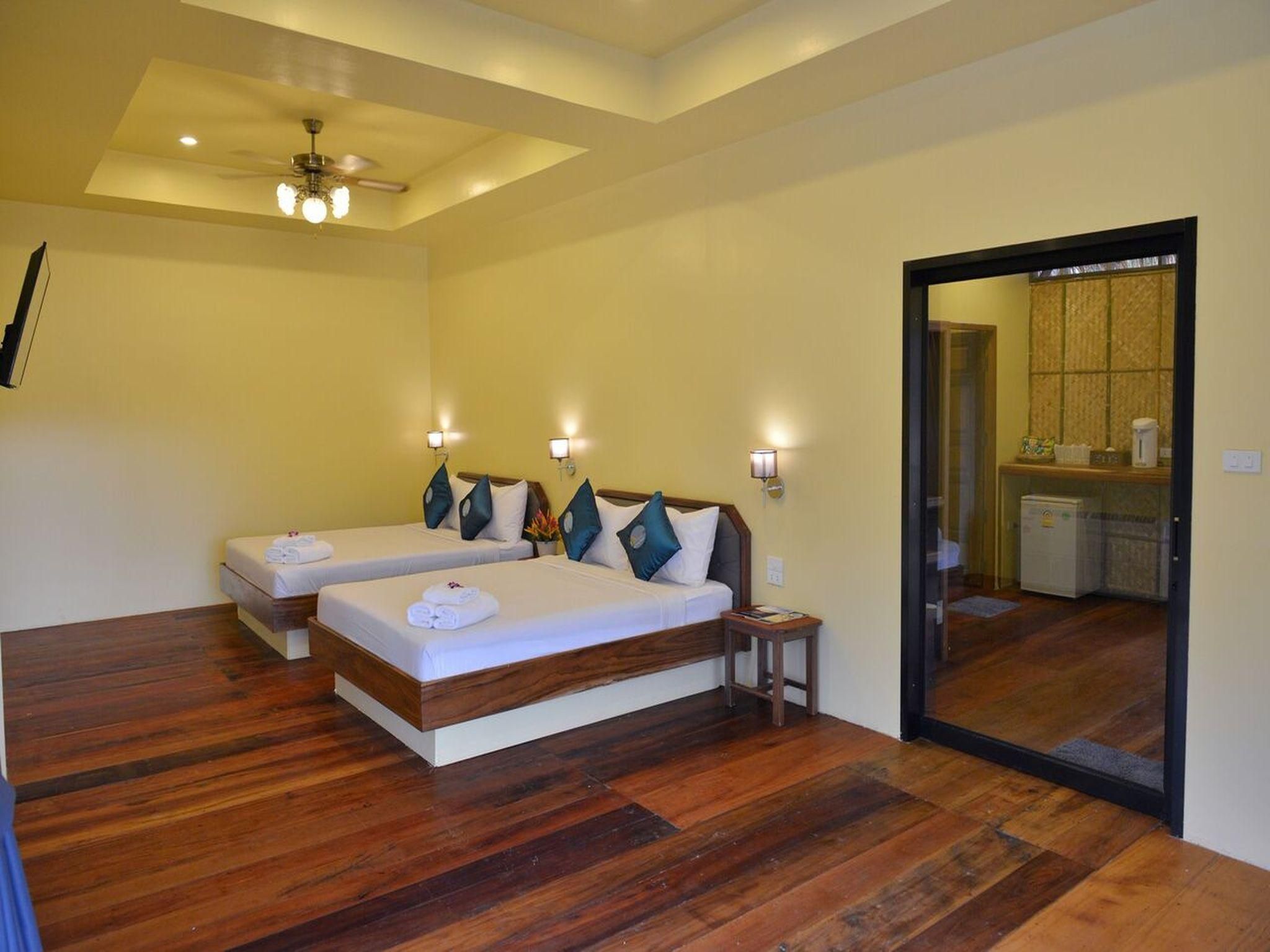 Raft Room River View