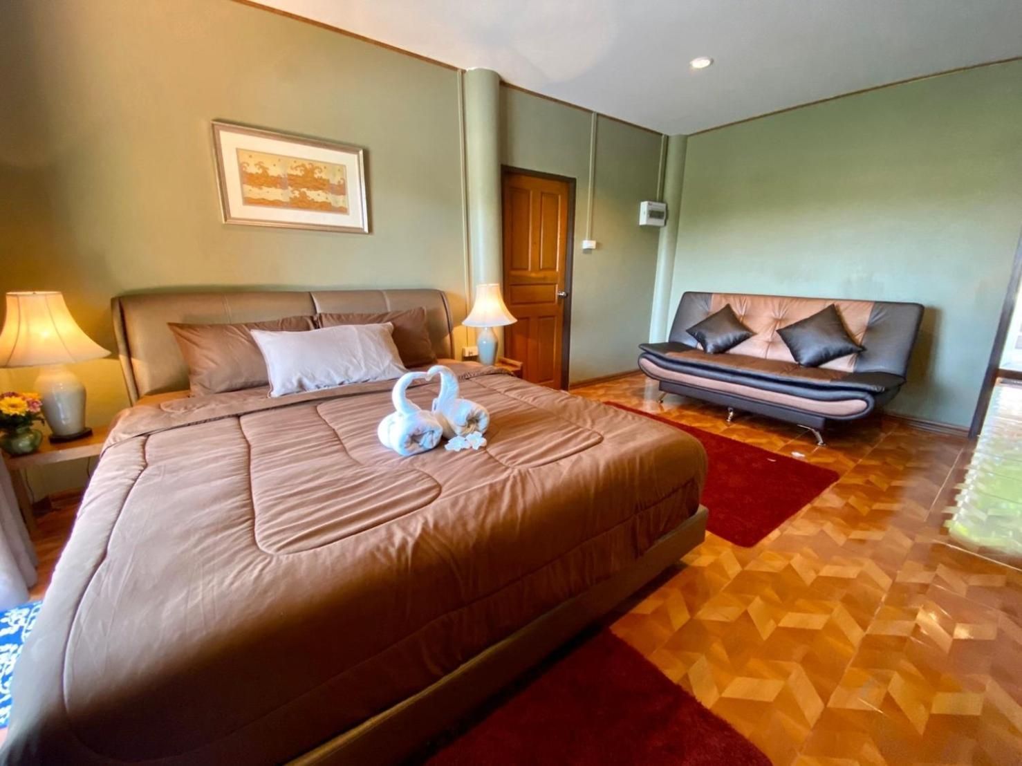 Quadruple Room with Terrace