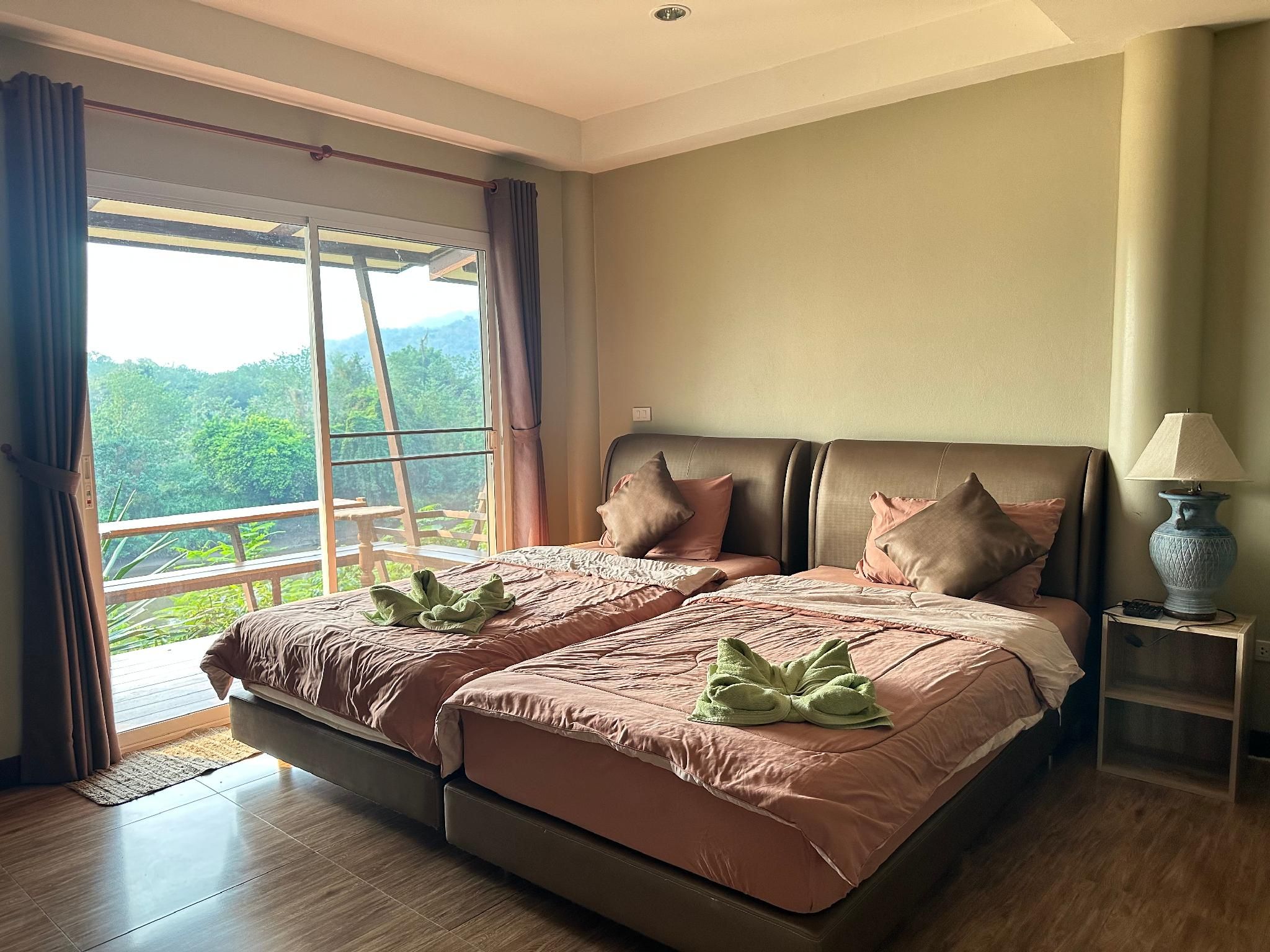 Twin Room with Balcony