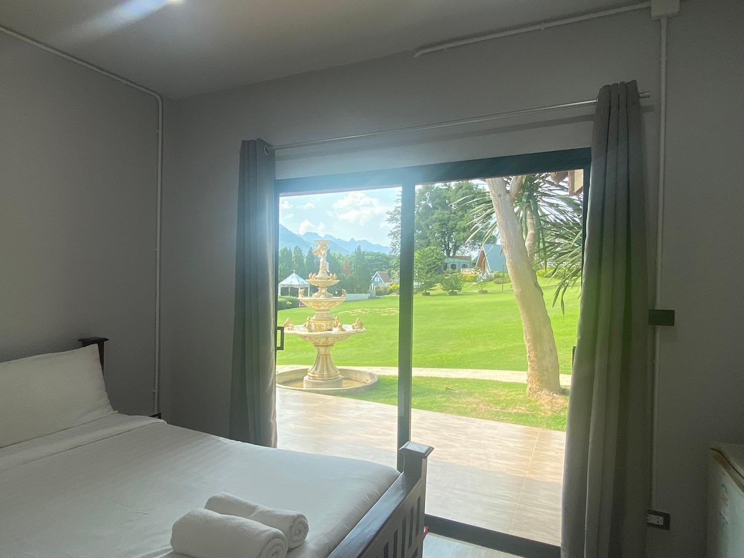 Riverside Hill Resort and Restaurant Standard Triple