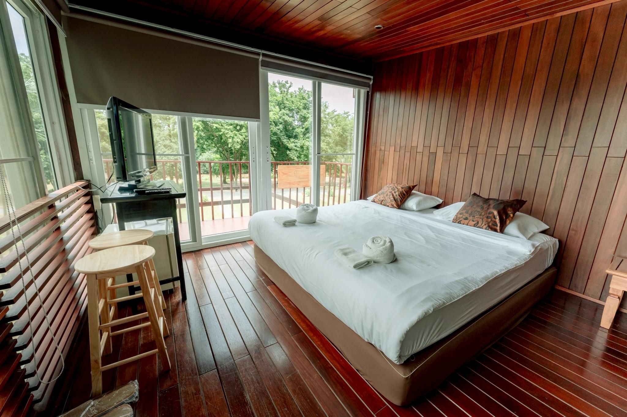 jacuzzi villa