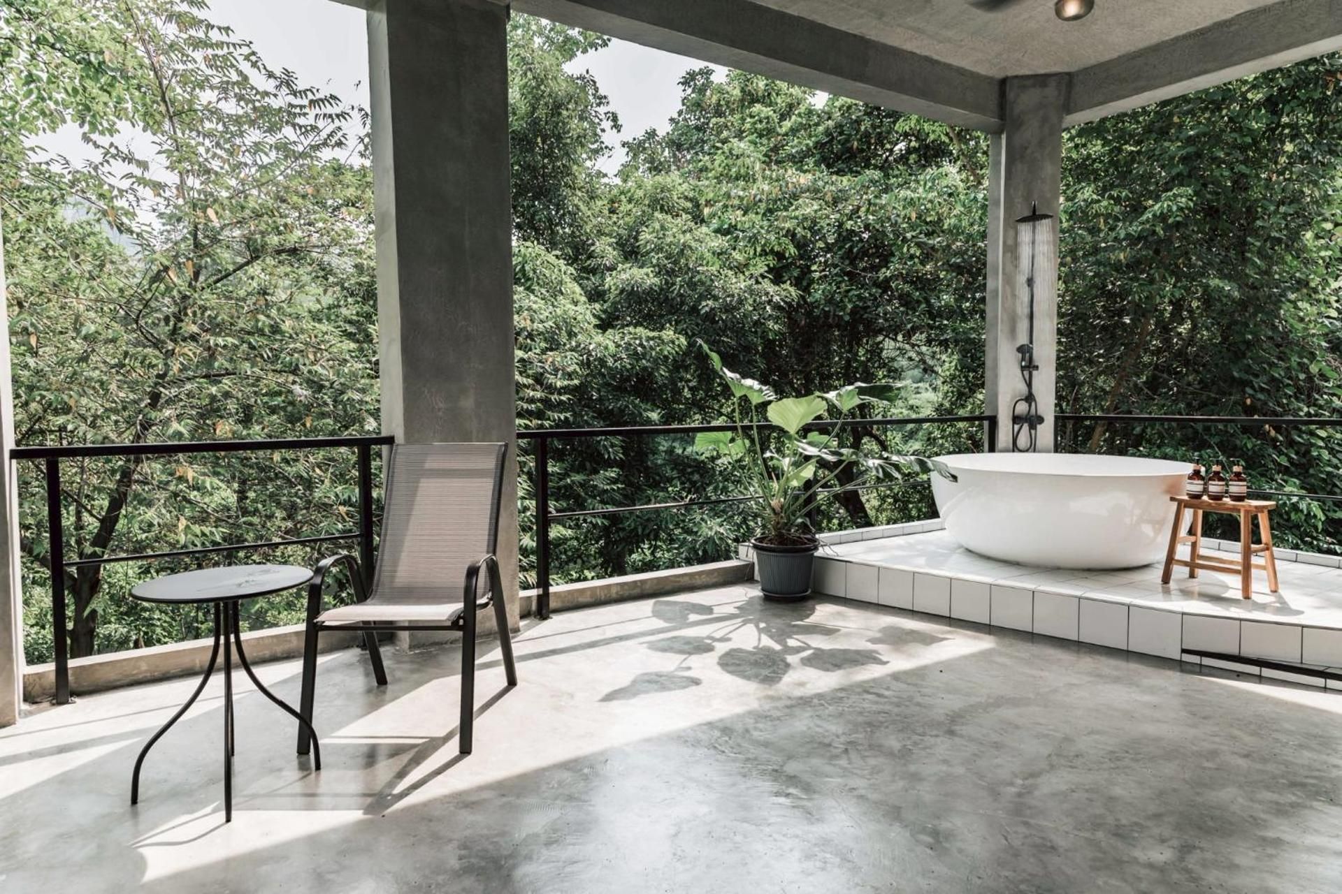 Family with Bathtub