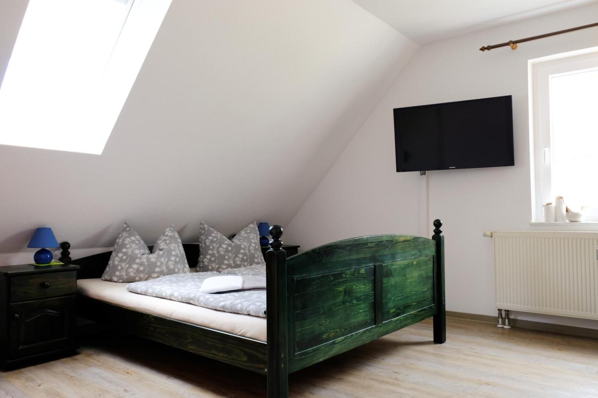 Double Room with Shared Kitchen
