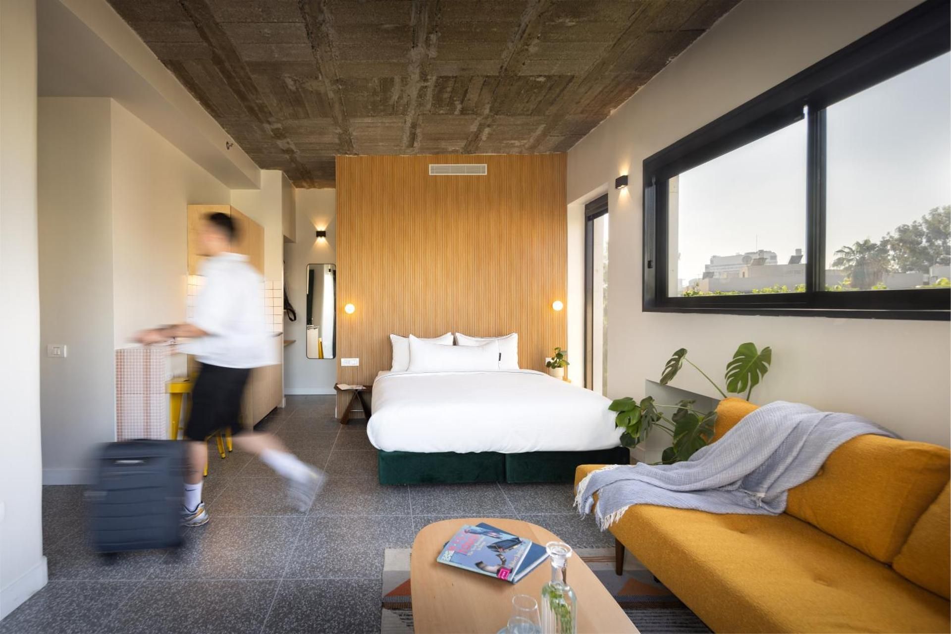 Connecting Suites with Two Balconies