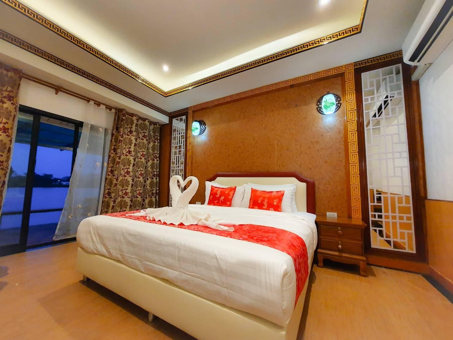 Jacuzzi Suite