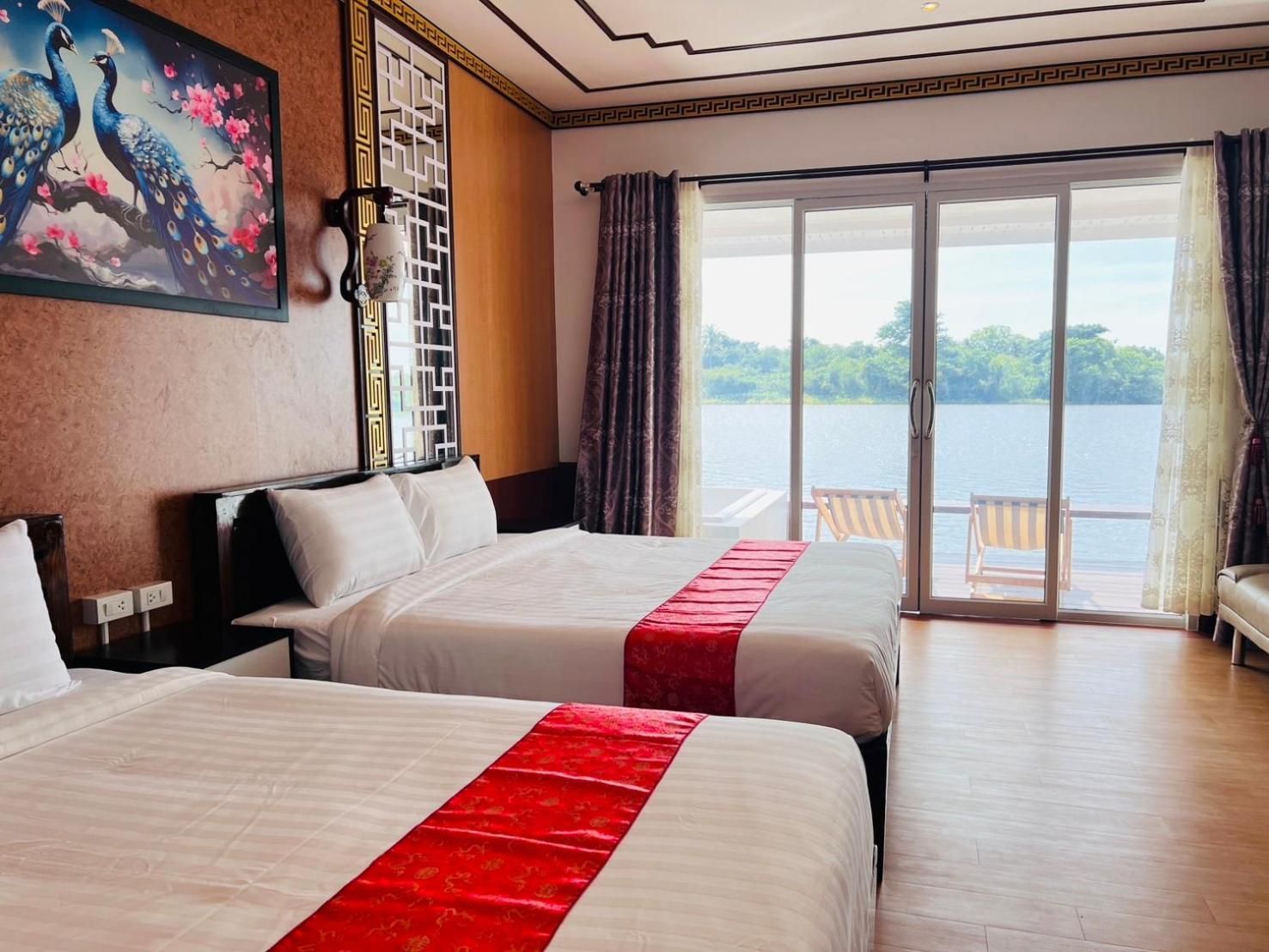 King Room with Balcony