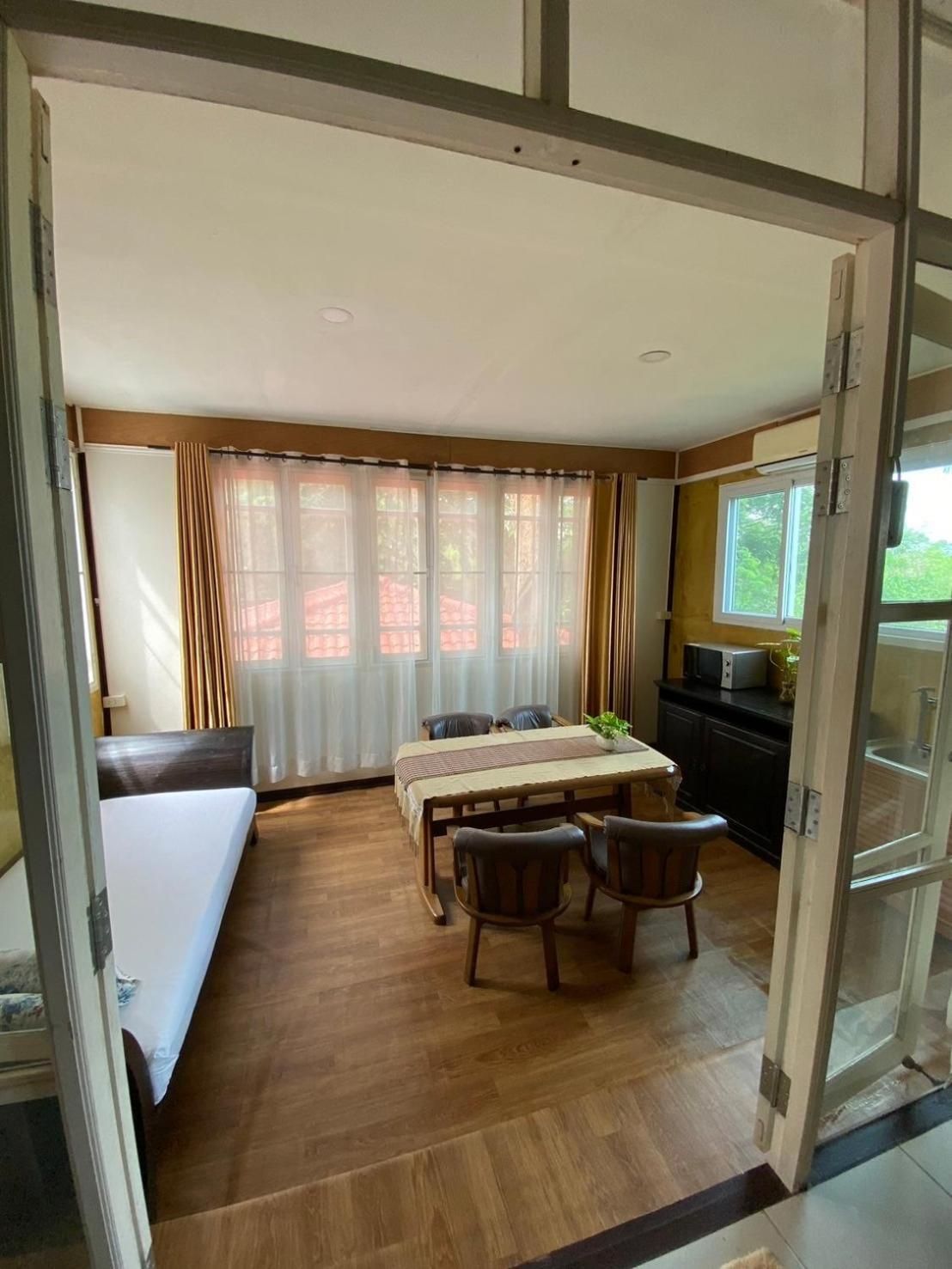 The Journey House Lifestyle Boutique Hotel Family Suite 3