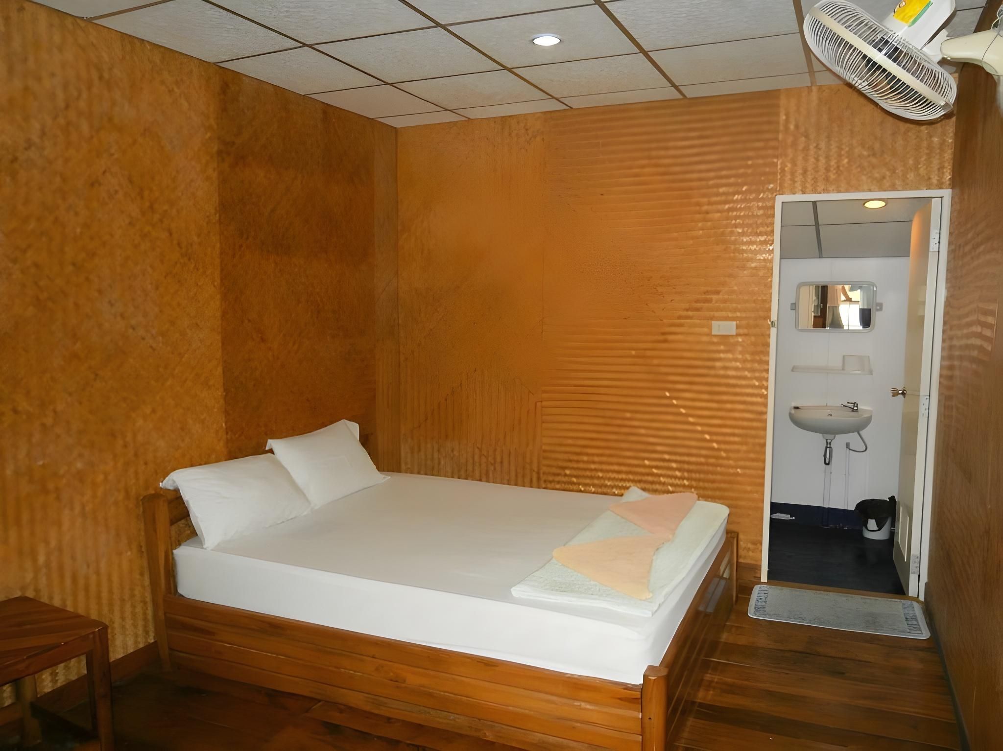 Fan Room On Raft