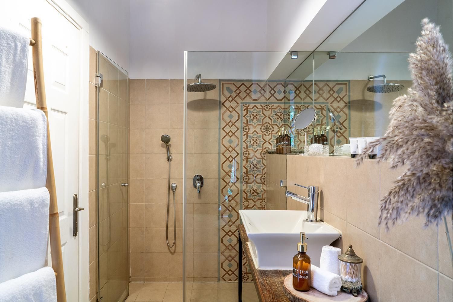 Superior Suite with Balcony - Ehad Ha'am st. 4