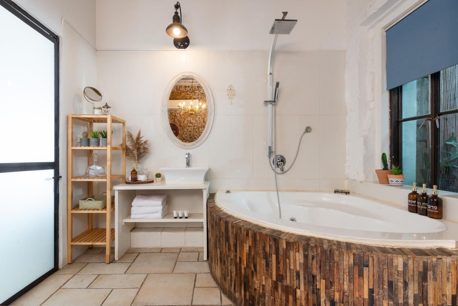 Deluxe Suite with Spa Bath - Ehad Ha'am st. 4