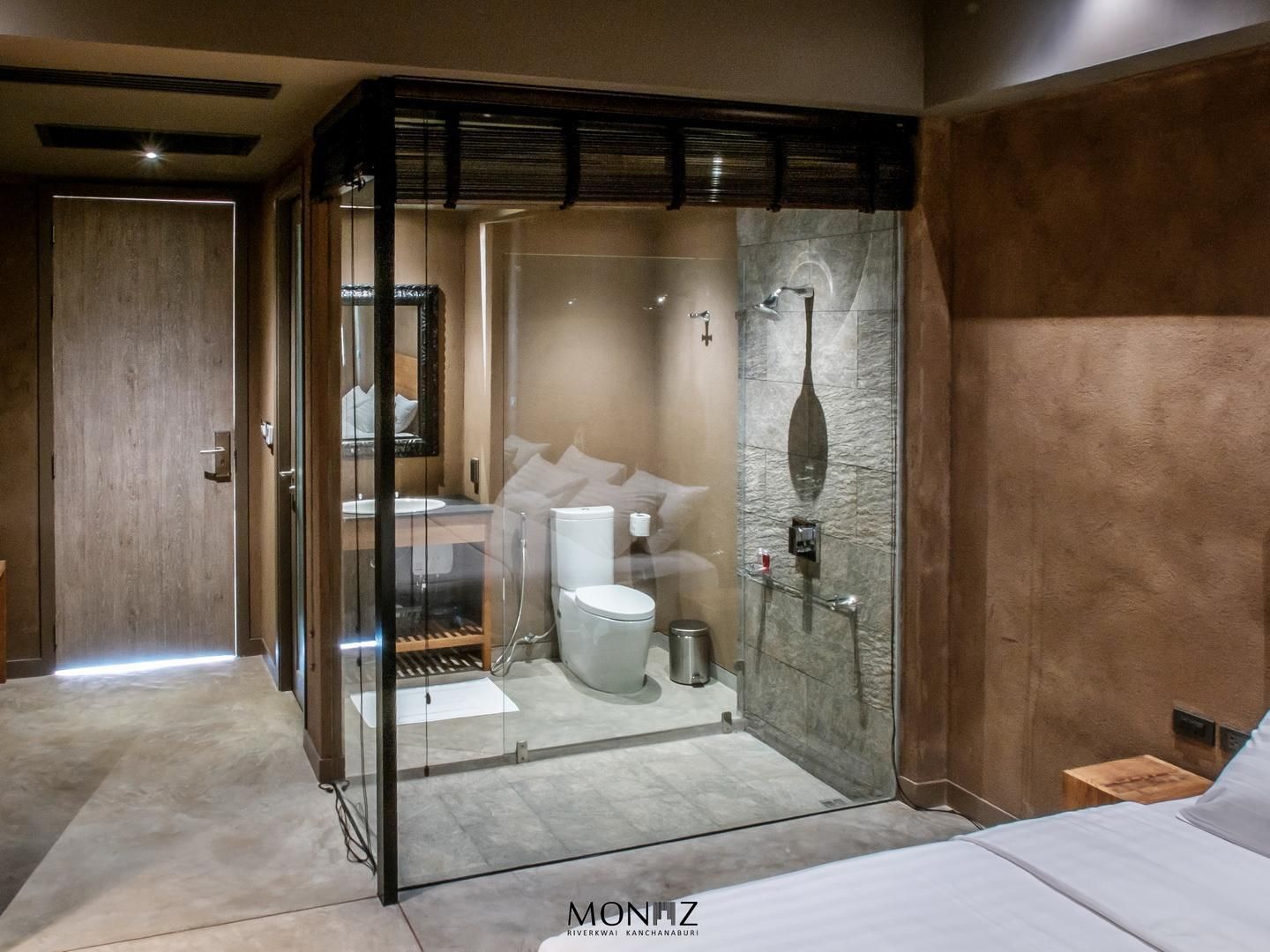 Grand Deluxe King Room