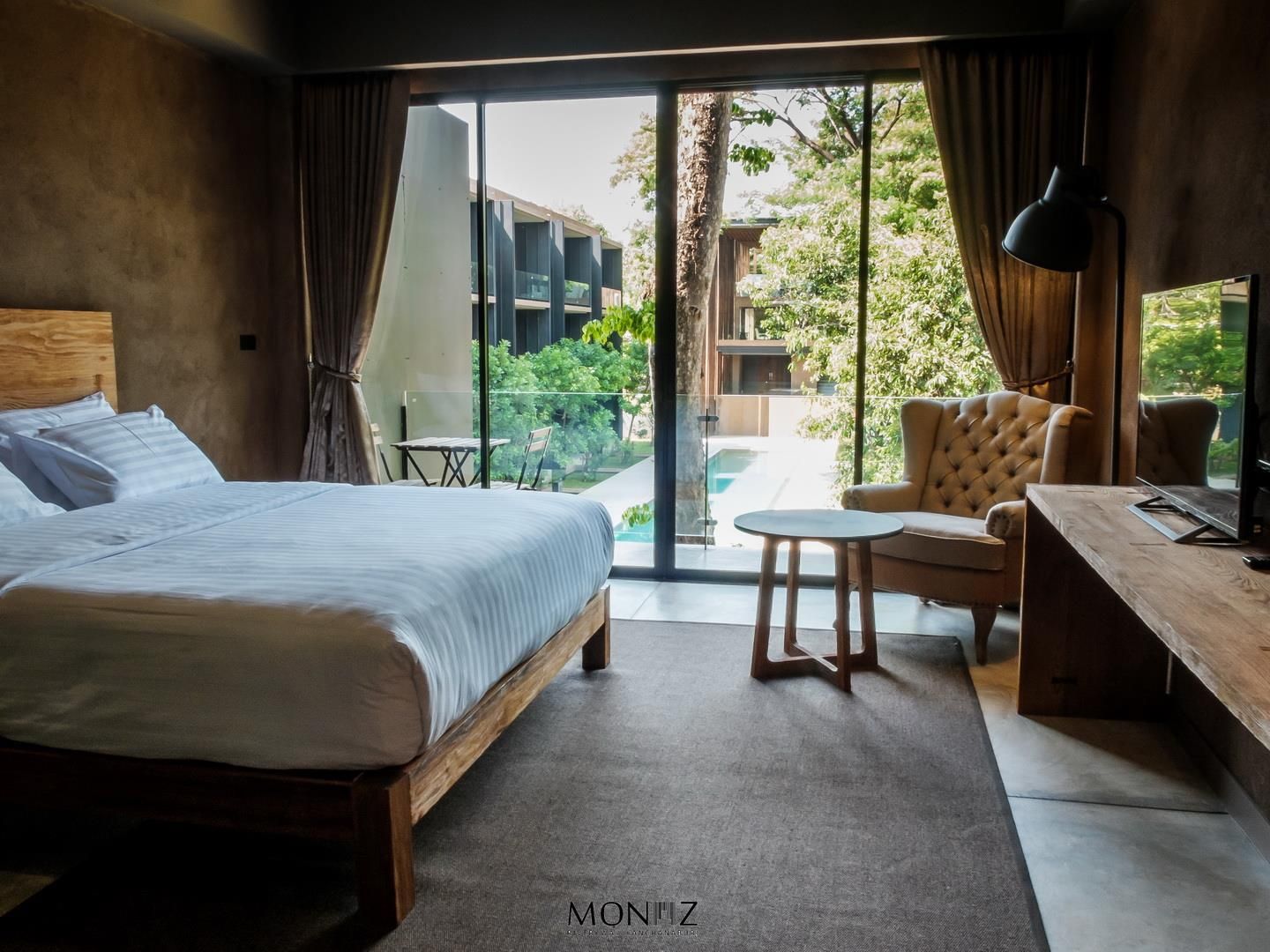 Grand Deluxe King Room