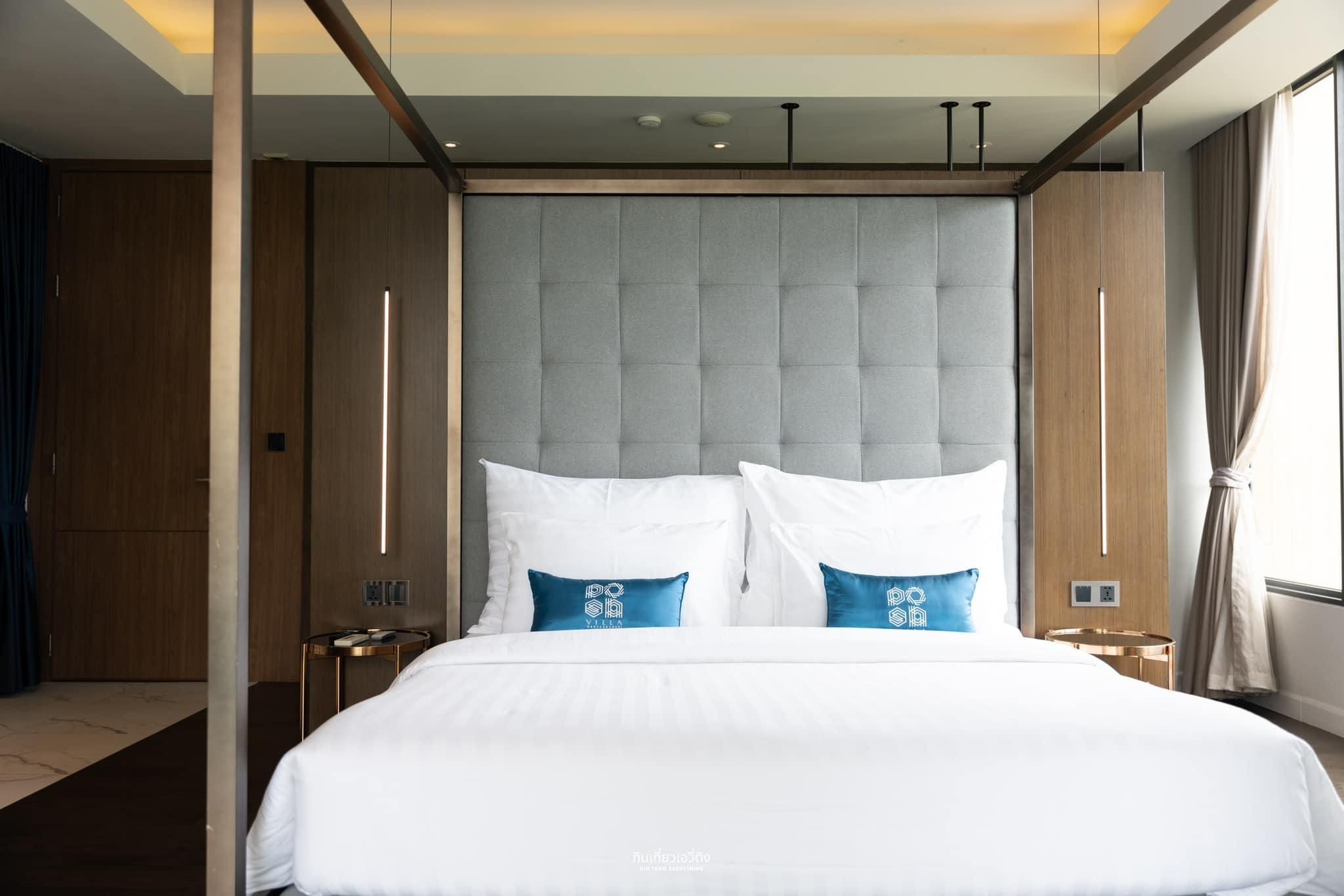Pool Access - King bed 