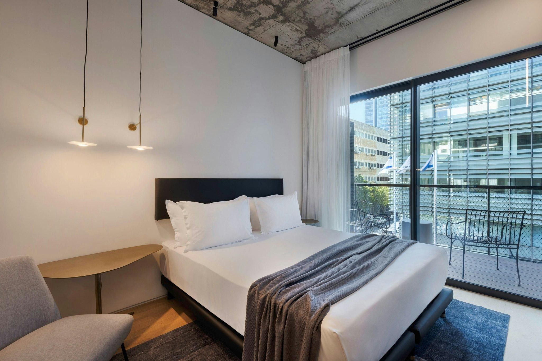 Montefioe urban view, Guest room, 1 Queen, City view, Balcony