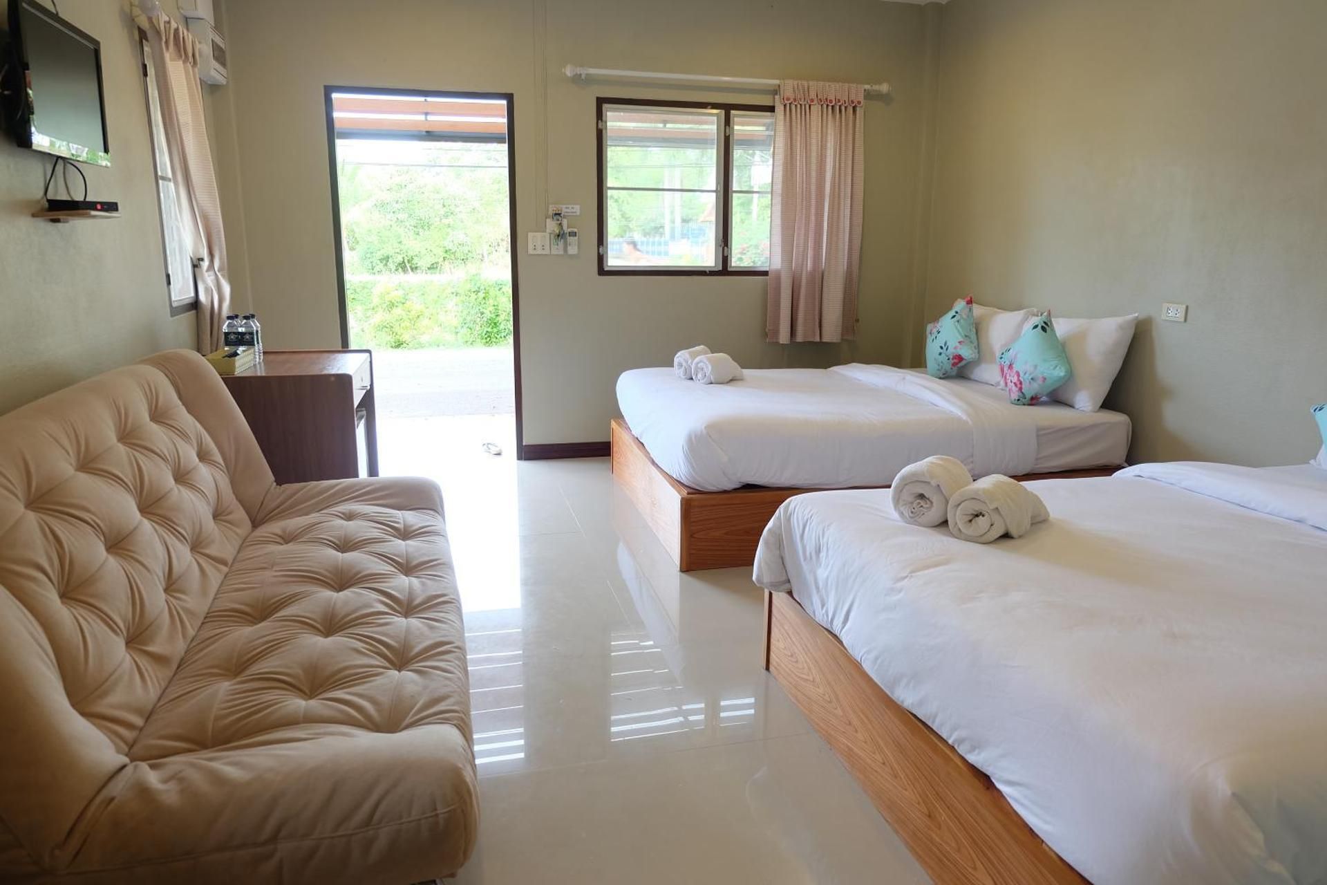 Classic Quadruple Room