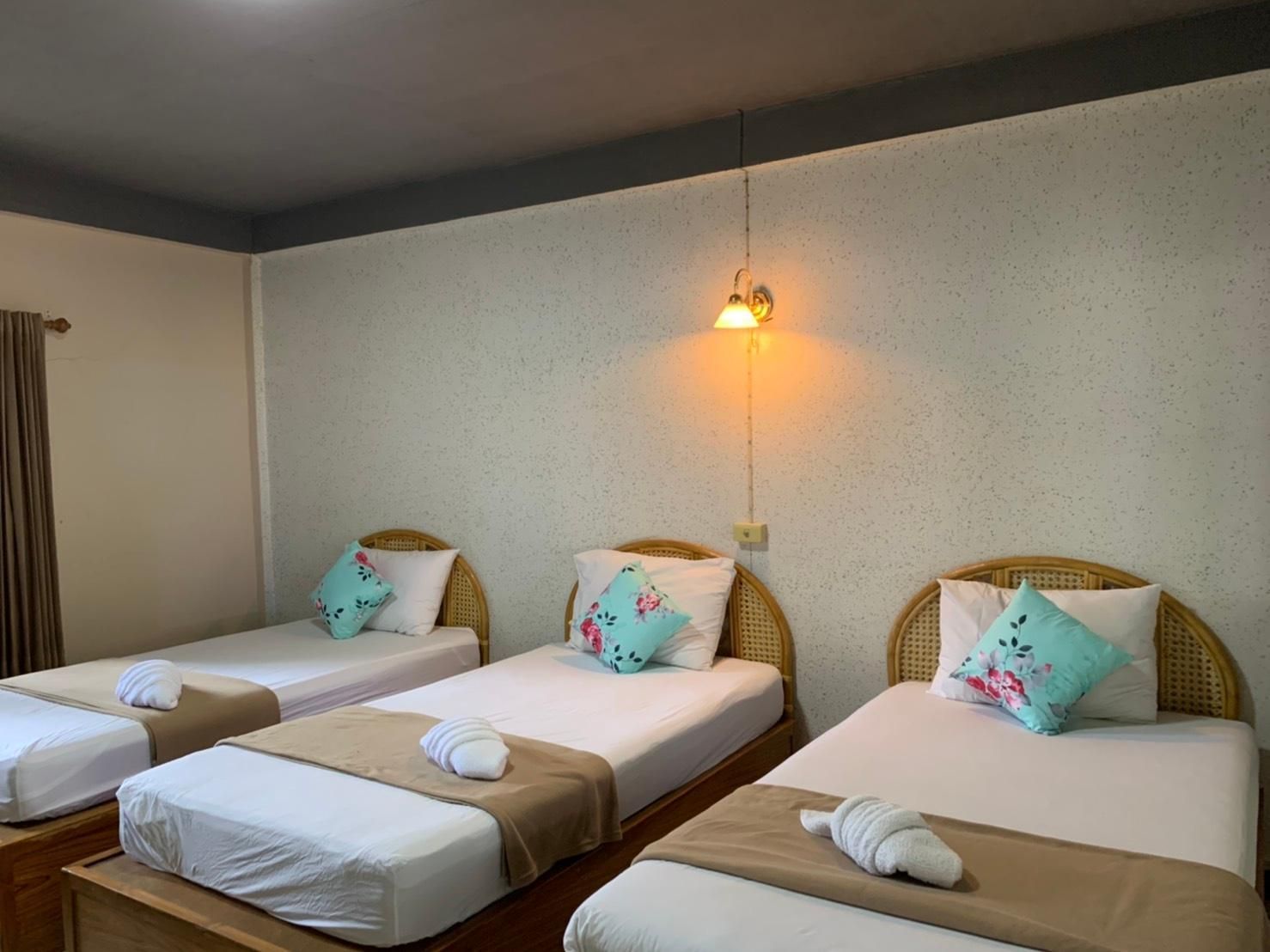 Deluxe Triple Room