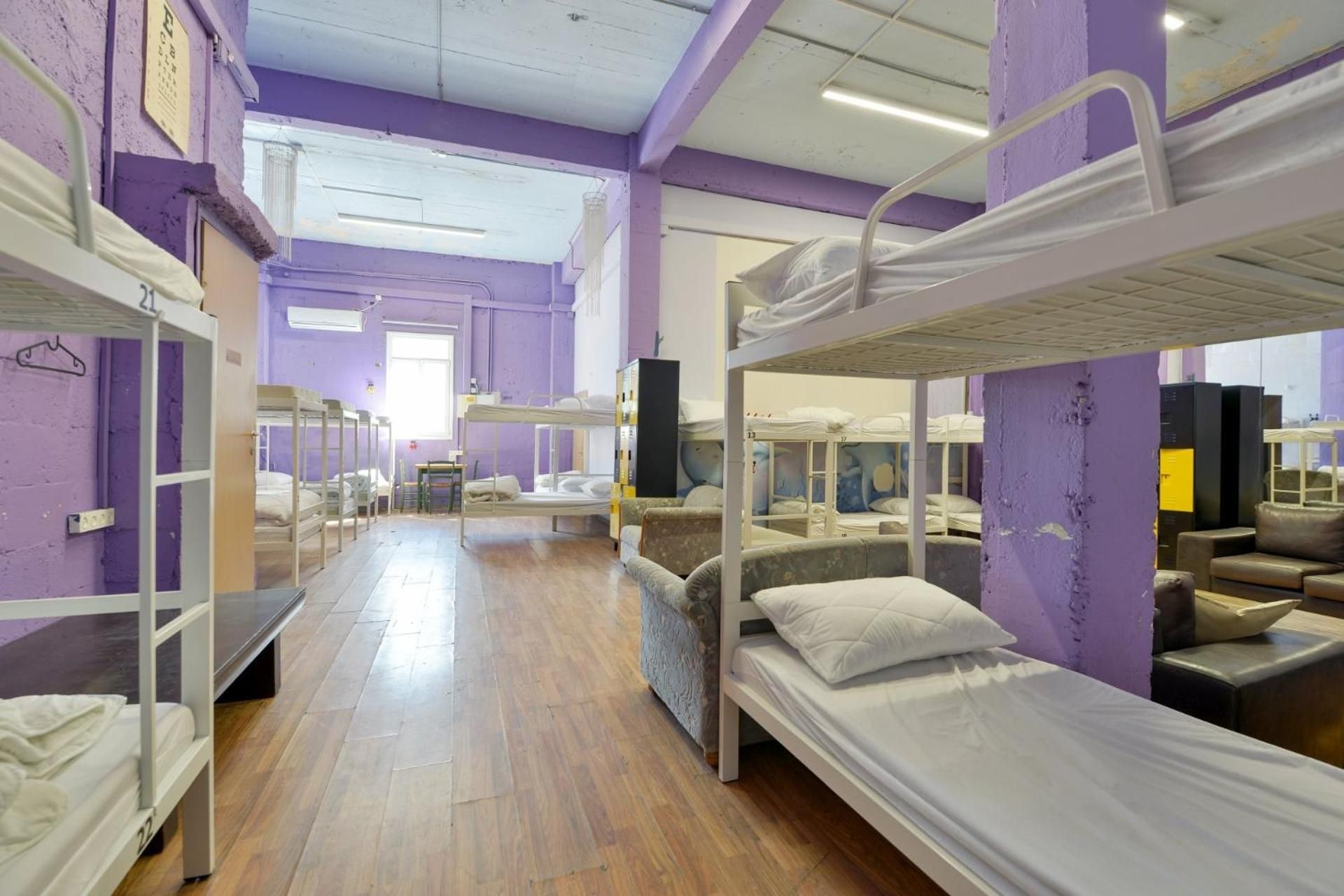 Bed in 30-Bed Mixed Dormitory Room