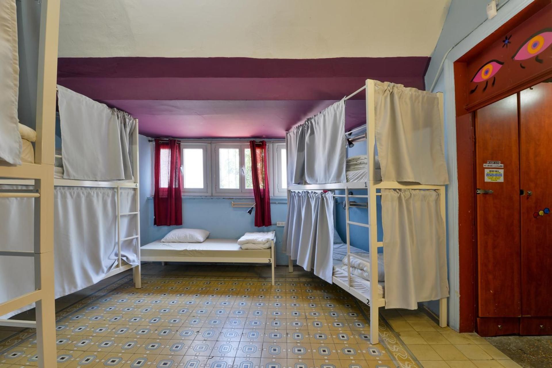 1 Person in 7-Bed Dormitory - Mixed