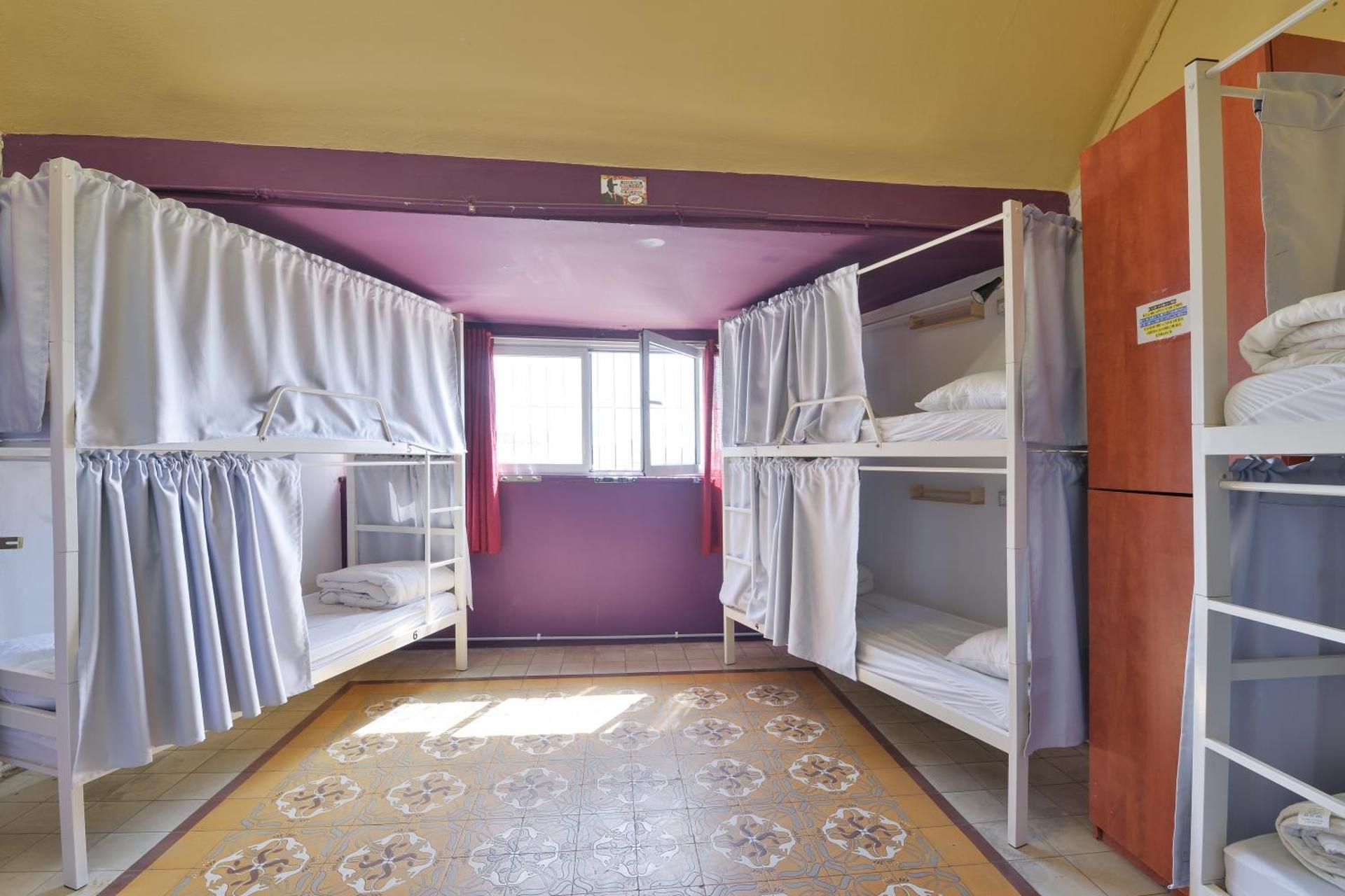 1 Person in 8-Bed Dormitory - Mixed