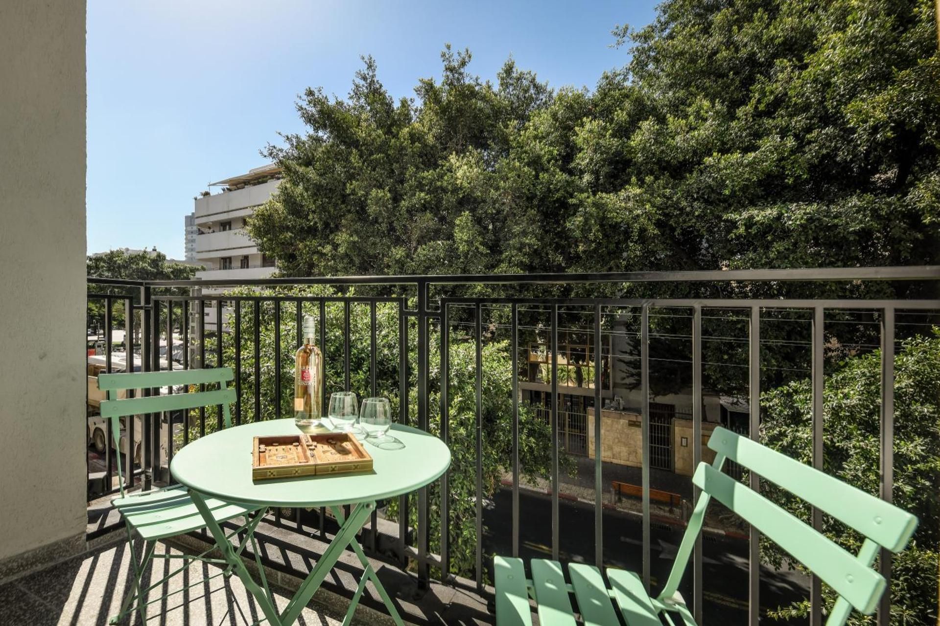 Suite with Two Balconies