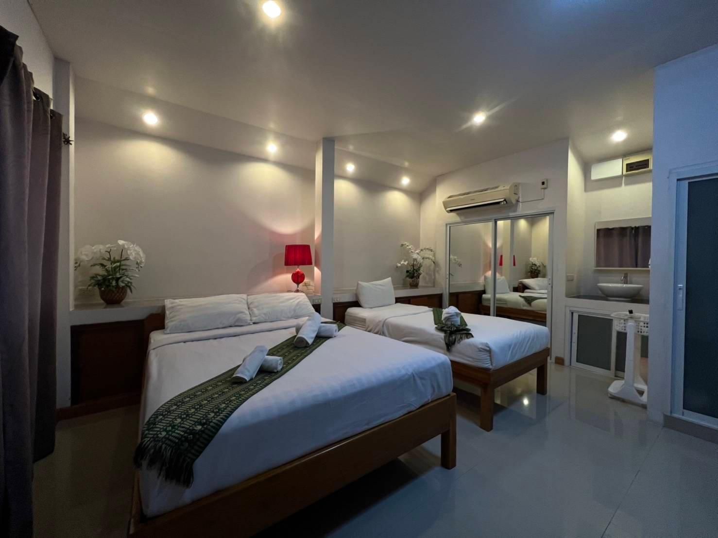 Comfort Double Room with Bathtub