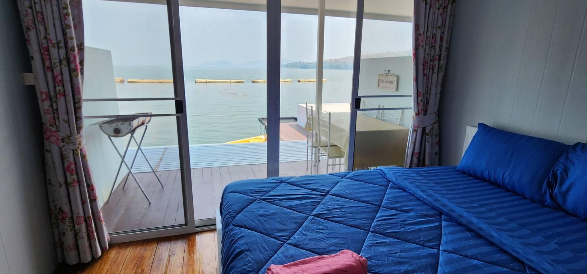 Lake View Double Room with Balcony
