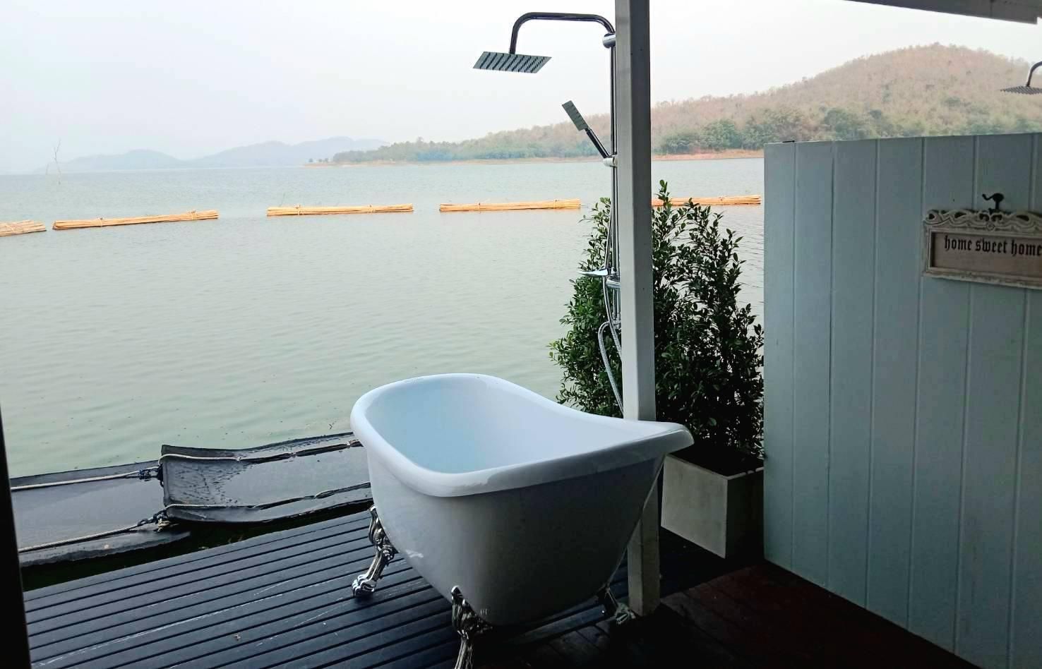 Lake View Double Room with Balcony