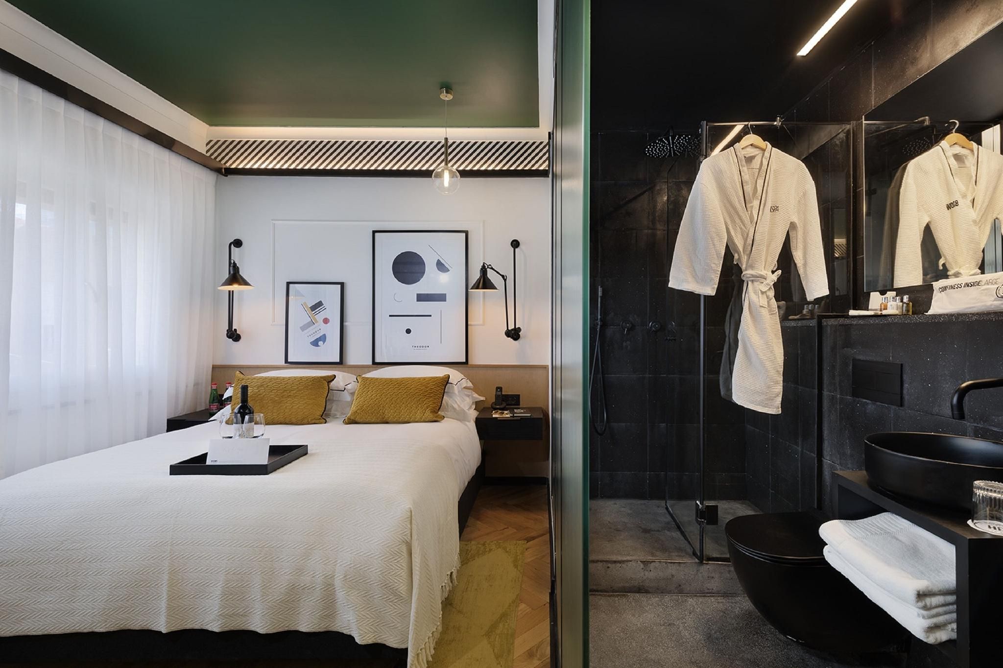 Solo Room