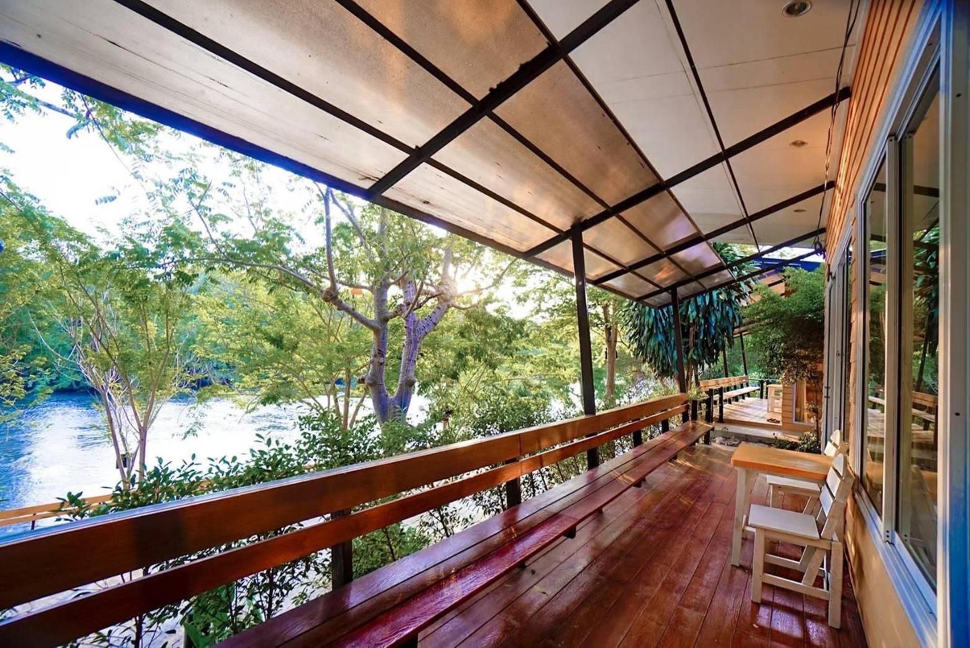 Deluxe Double or Twin Room with River View