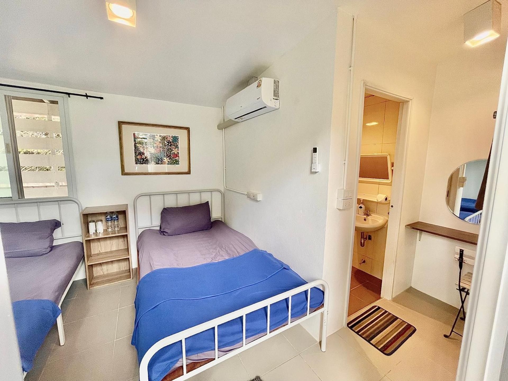 Economy Twin Room