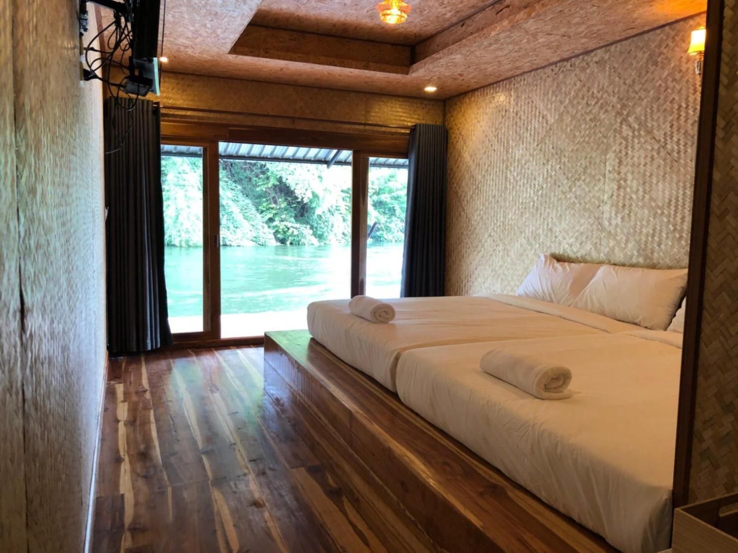 Raft Room
