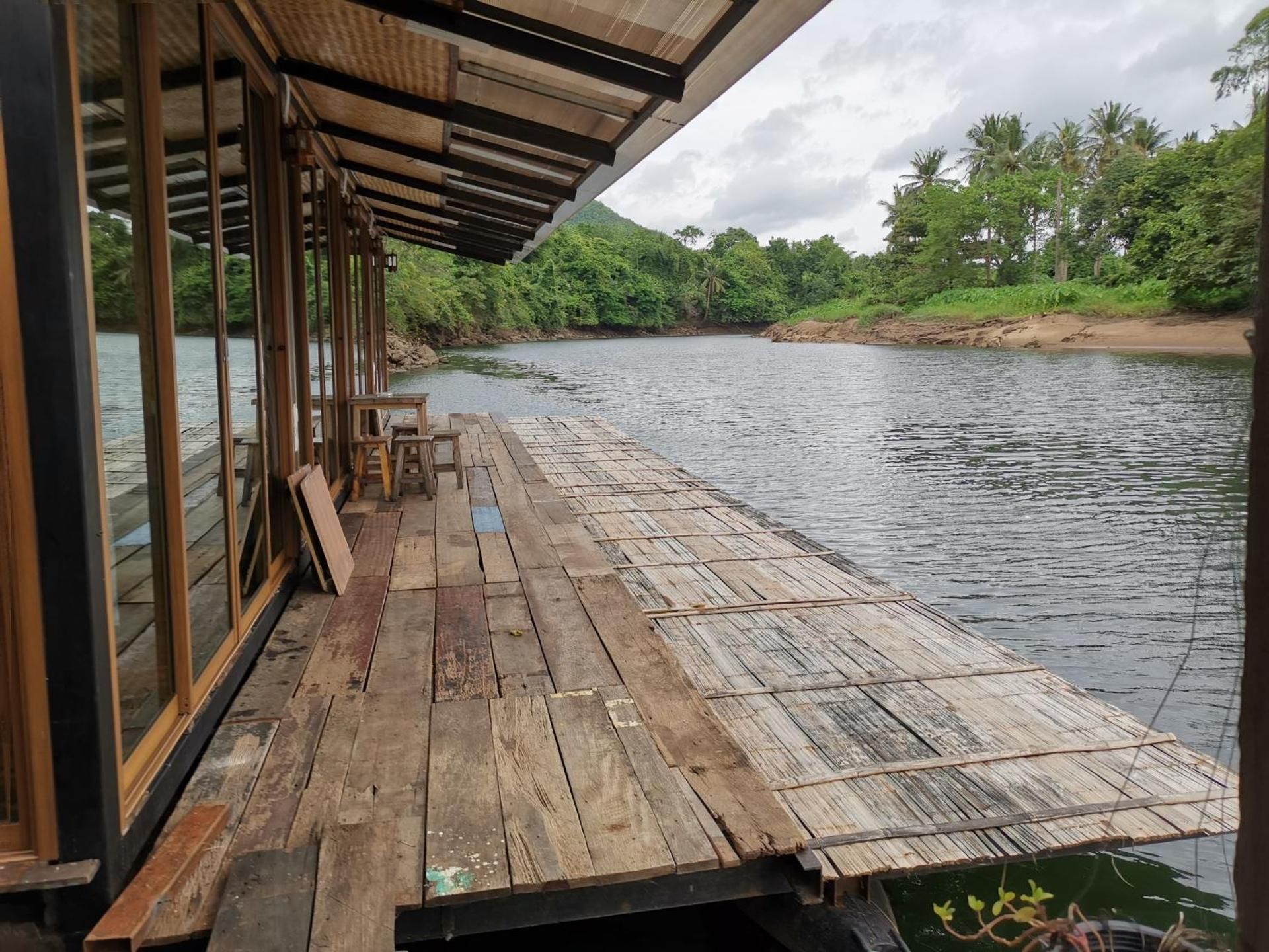 Room On Raft