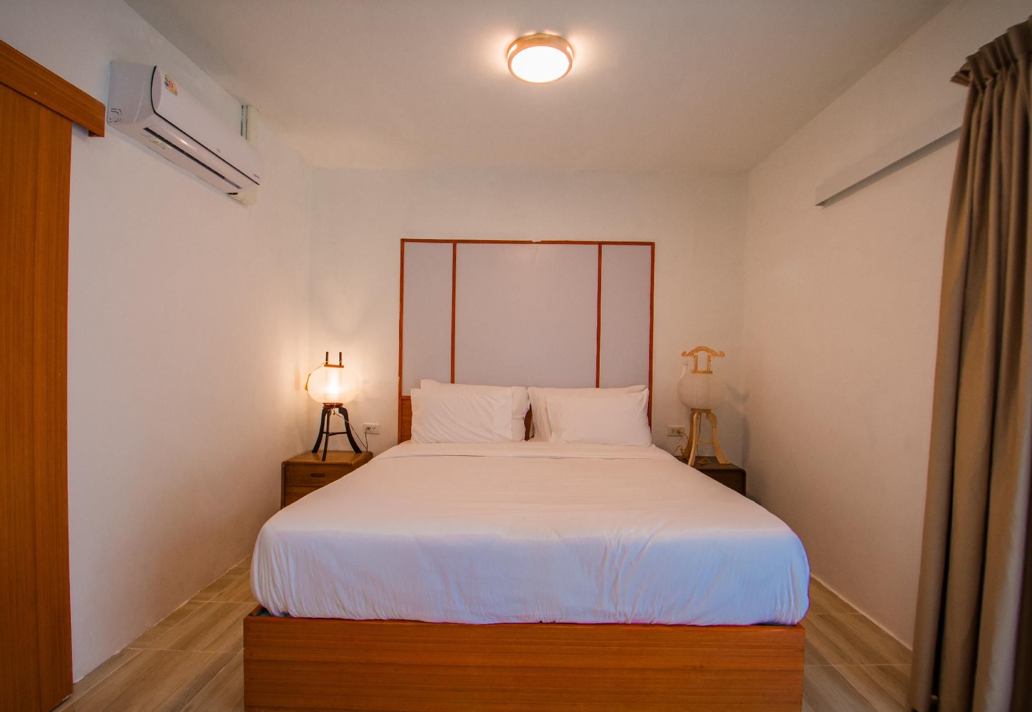 Superior - 1 King Bed