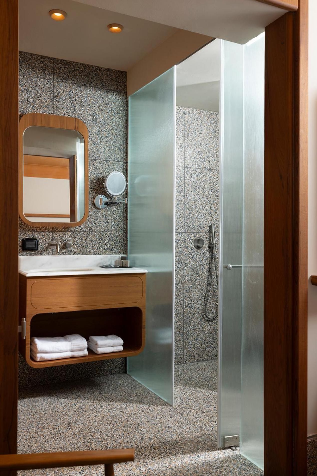Double or Twin Room with Balcony