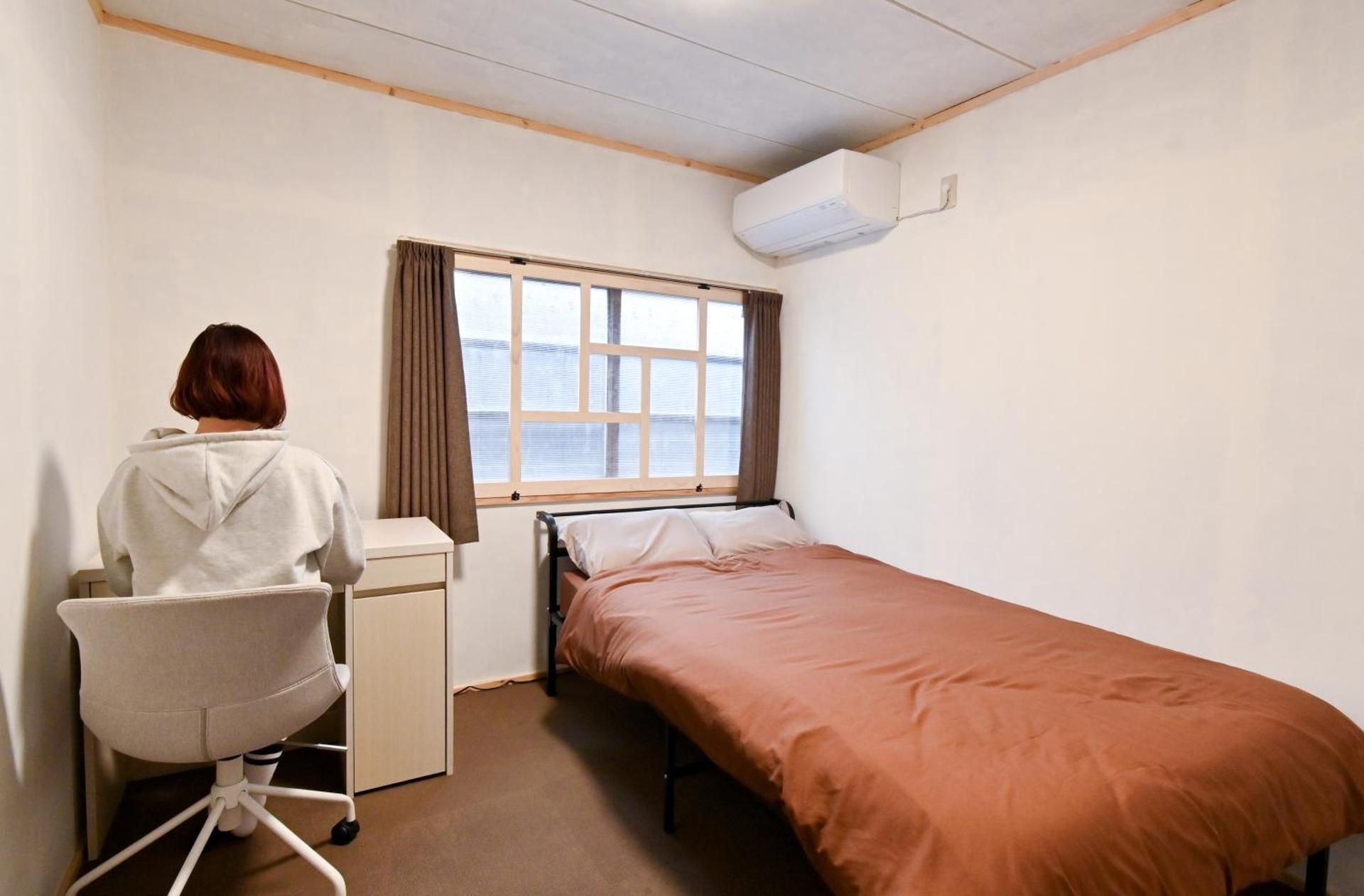 Single Room with Shared Shower and Toilet