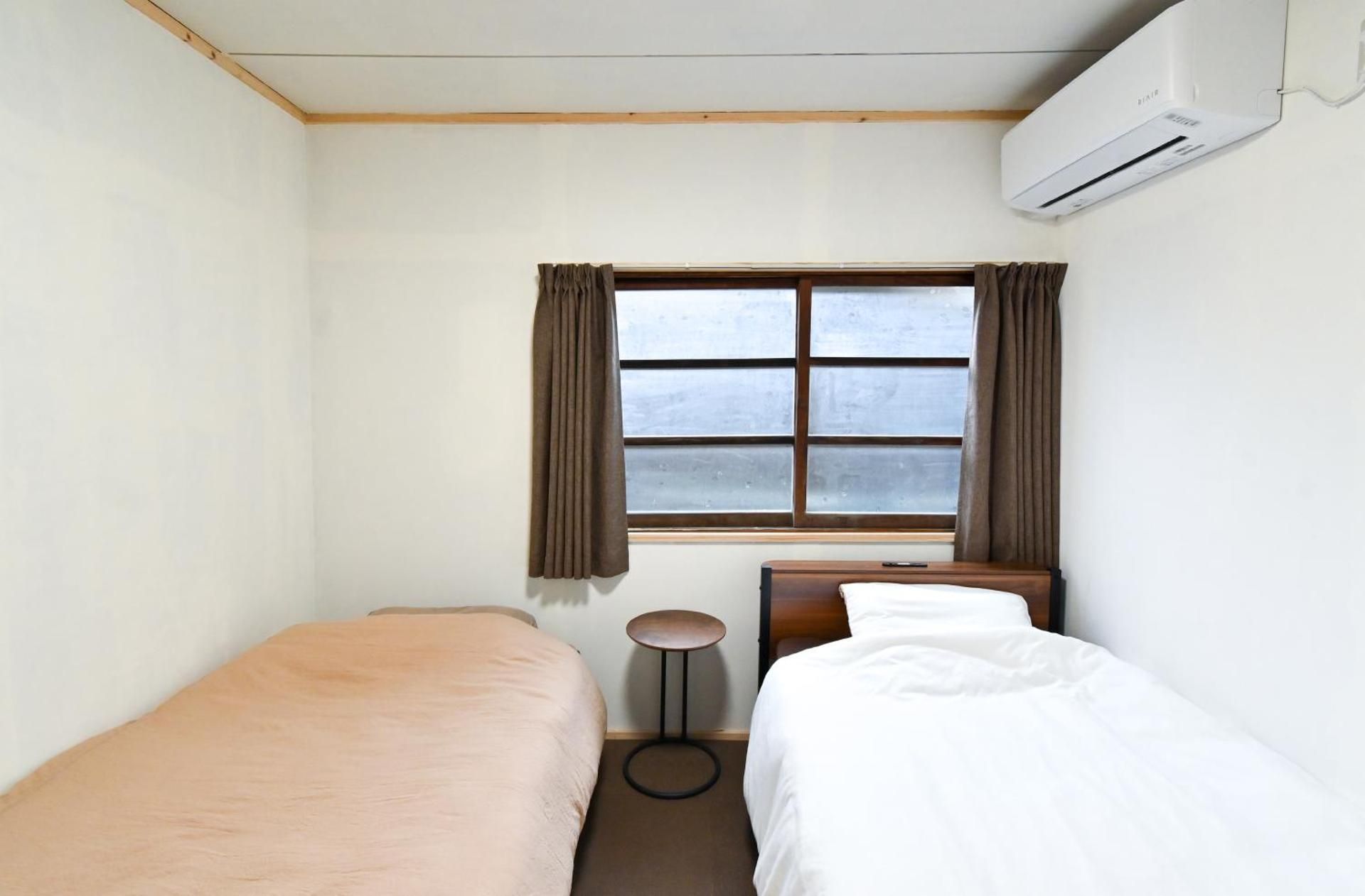Twin Room with Shared Bathroom