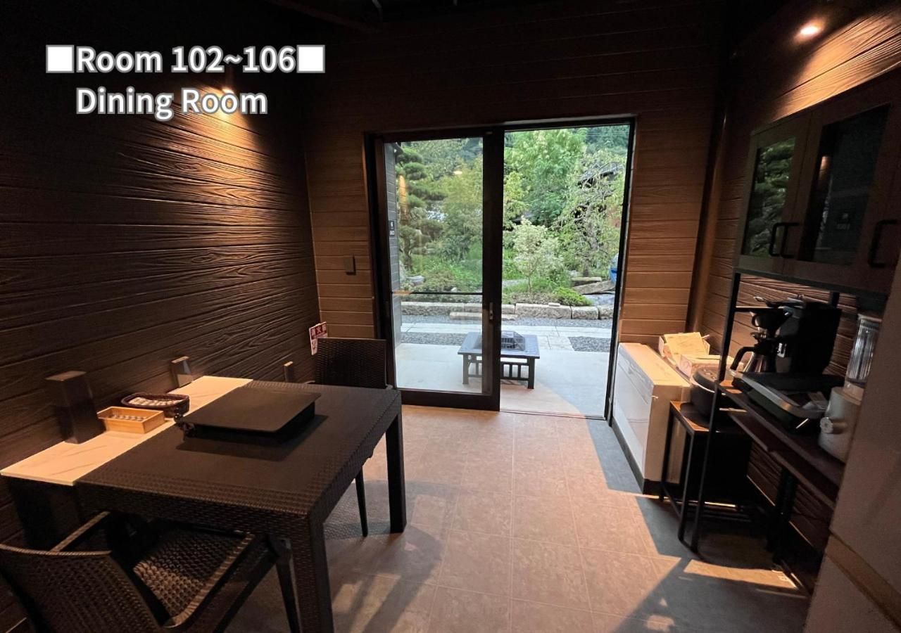 Glamping Double Room with Open-Air Bath and Sauna Tent